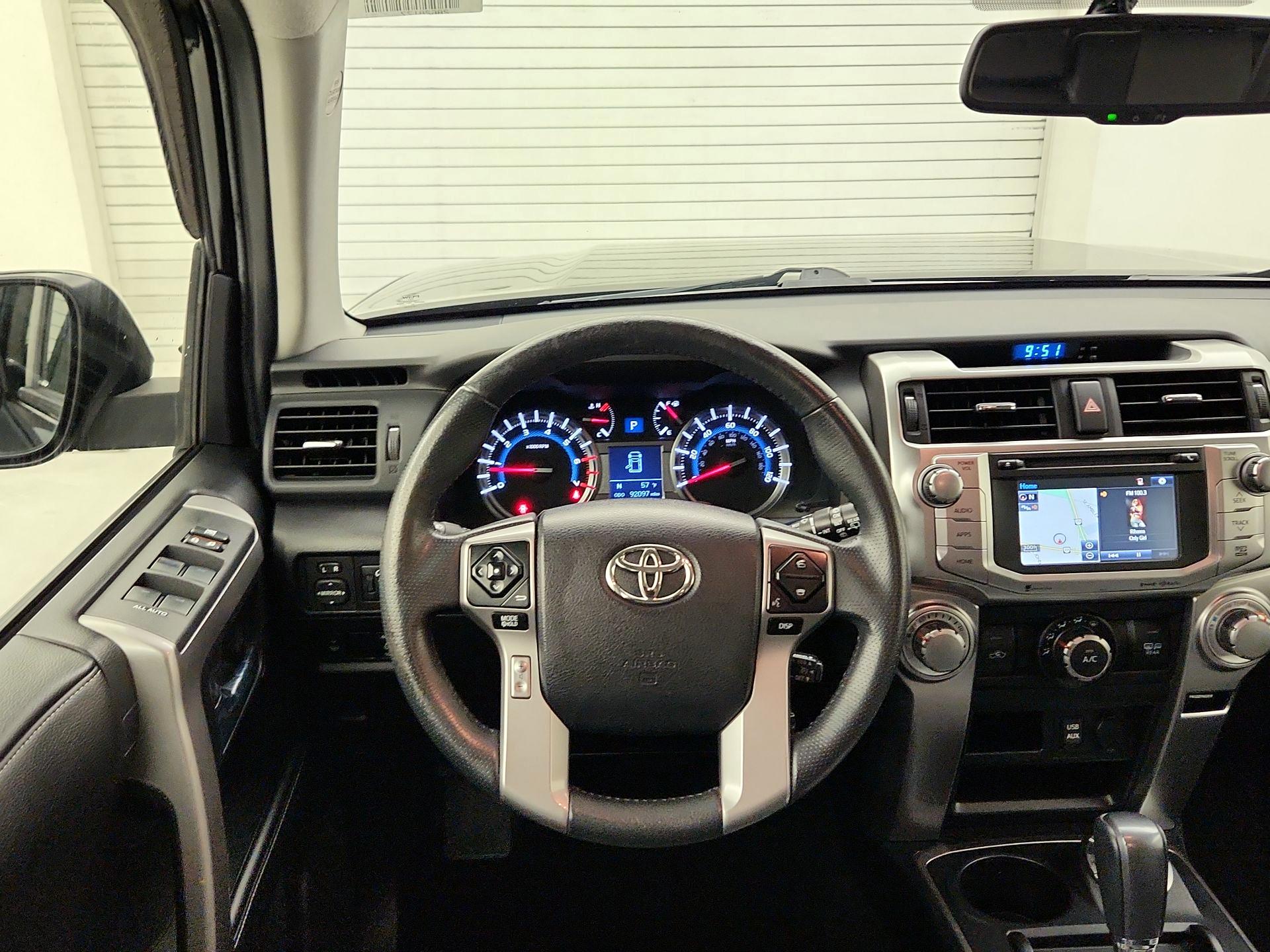Thumbnail: 2017 Toyota 4Runner - 10