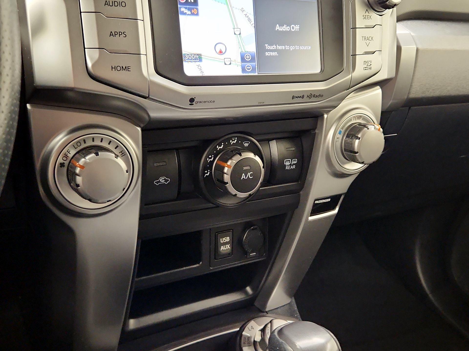 Thumbnail: 2017 Toyota 4Runner - 16