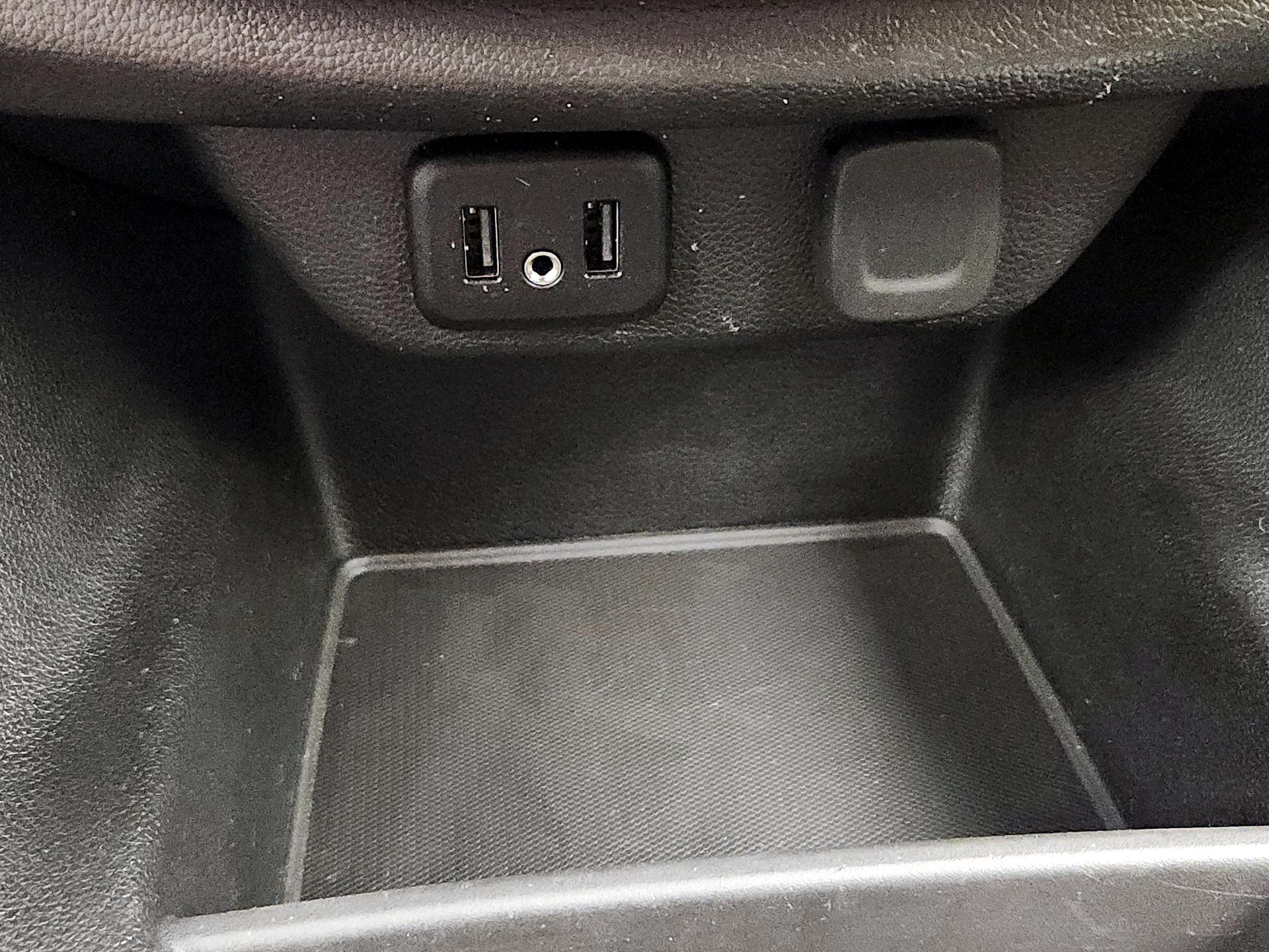 Thumbnail: 2021 Chevrolet Traverse - 18