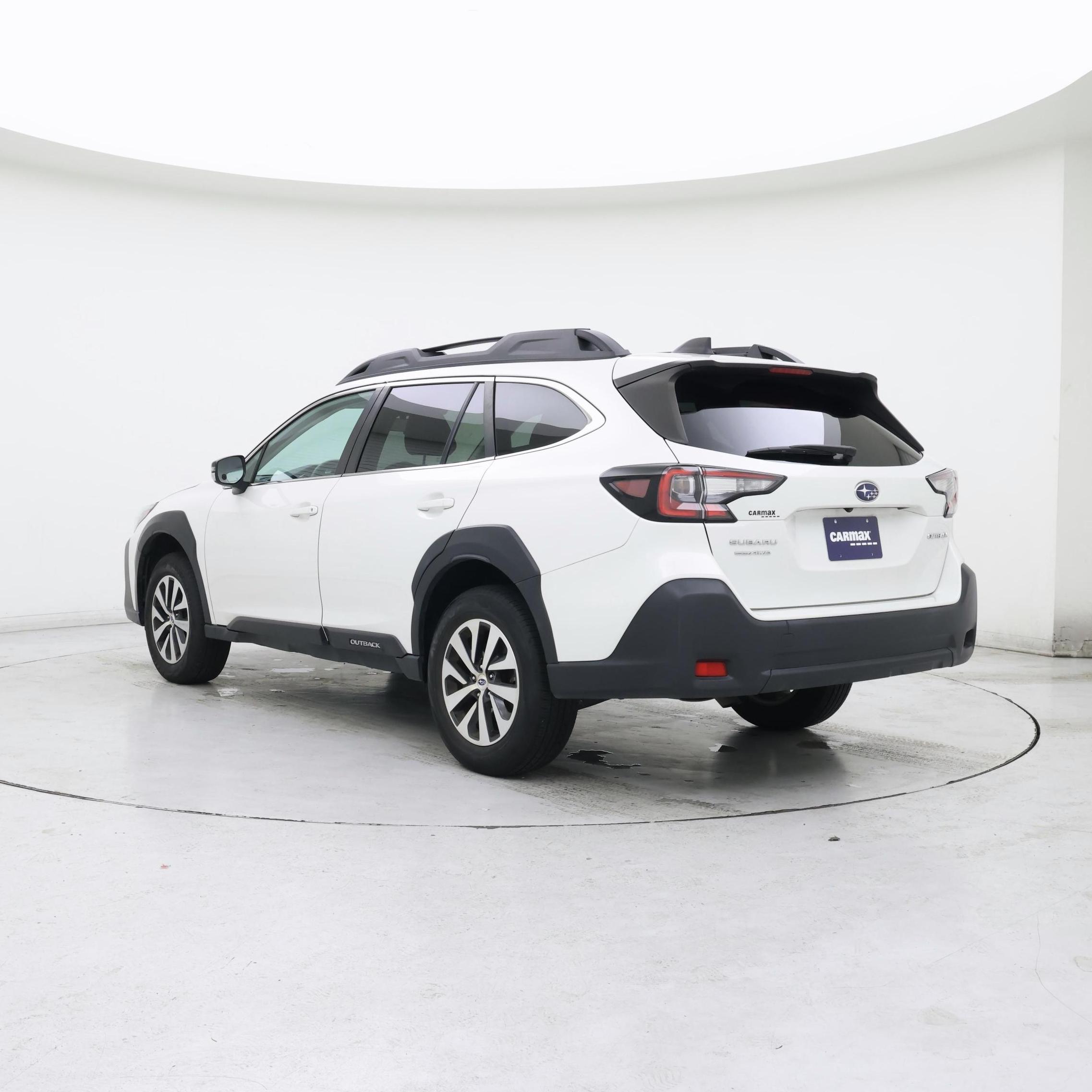 Thumbnail: 2023 Subaru Outback - 2