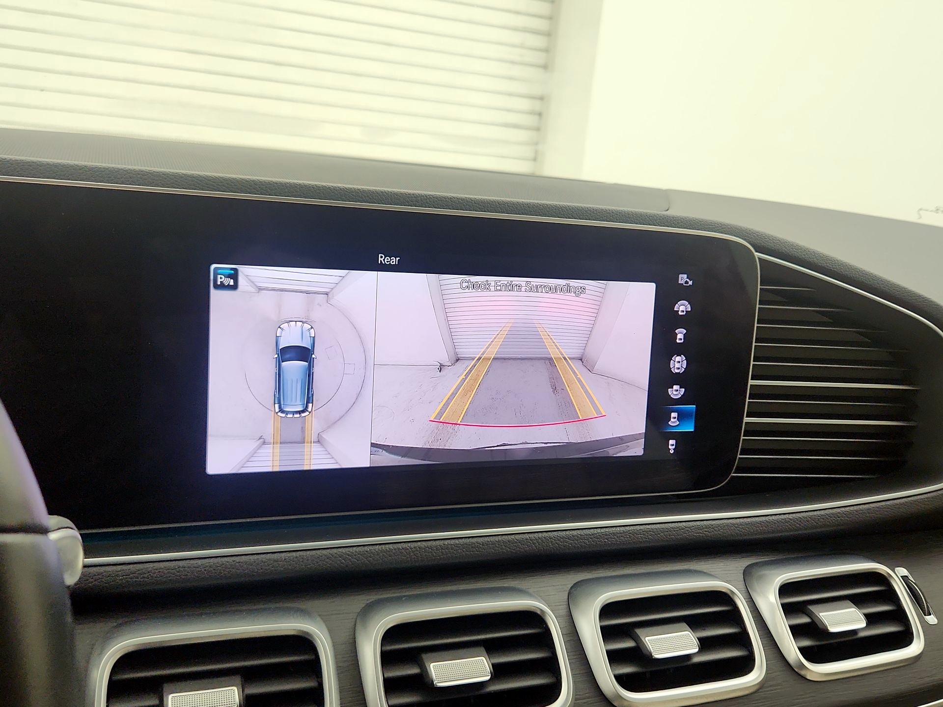 Thumbnail: 2021 Mercedes-Benz GLE - 15