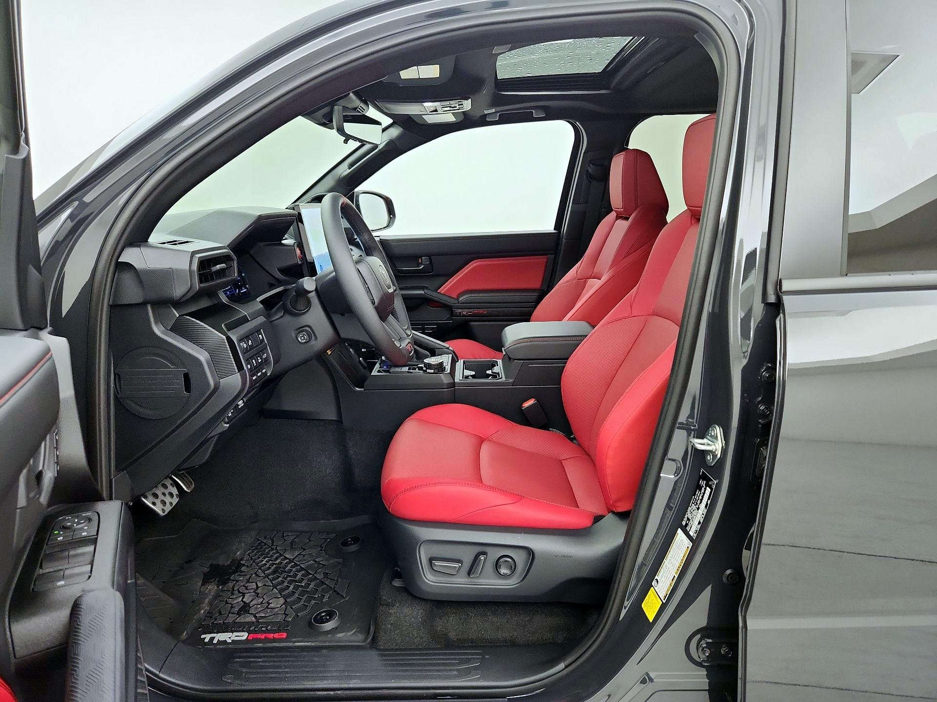 Thumbnail: 2025 Toyota 4Runner - 11