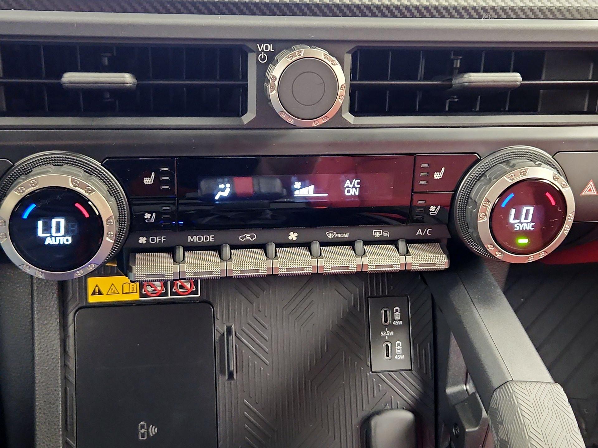 Thumbnail: 2025 Toyota 4Runner - 17