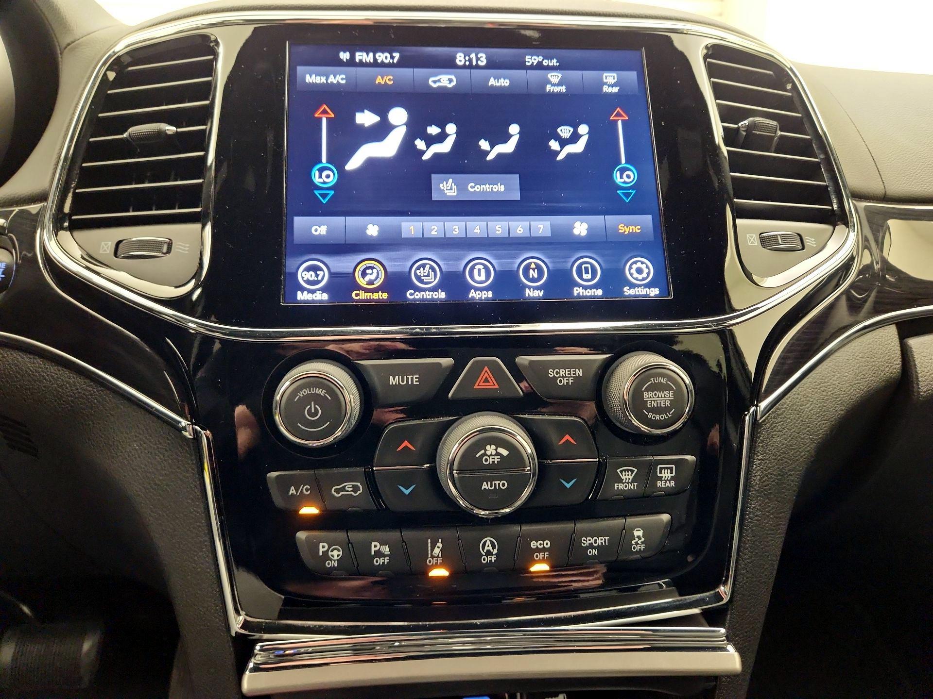 Thumbnail: 2020 Jeep Grand Cherokee - 17