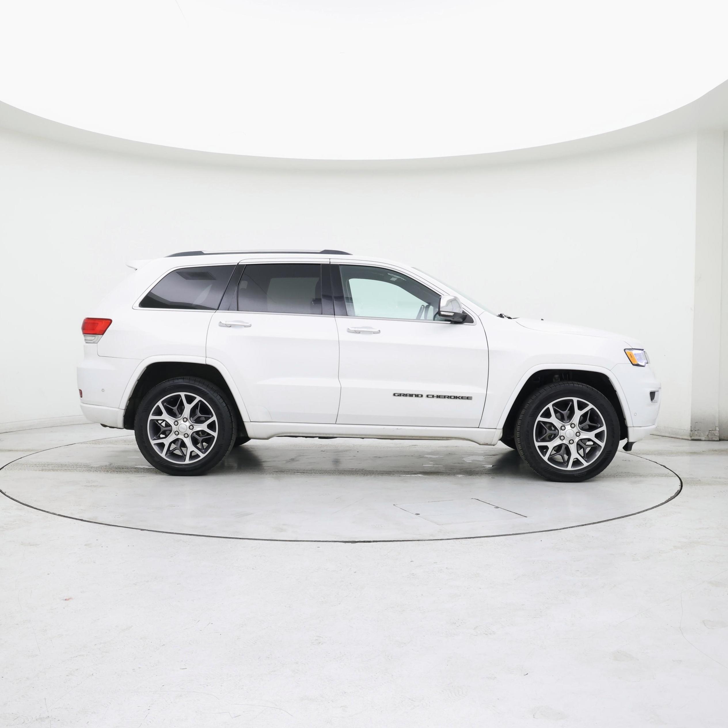 Thumbnail: 2020 Jeep Grand Cherokee - 7