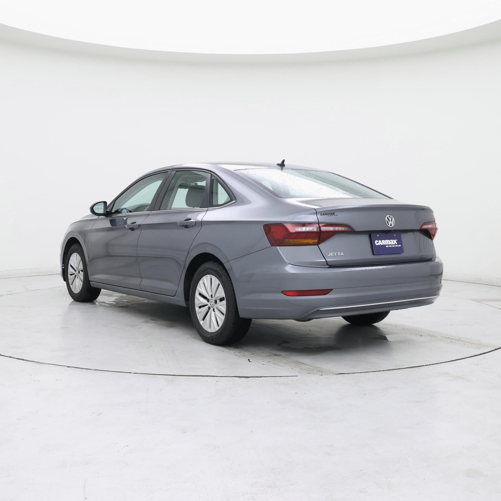 Thumbnail: 2019 Volkswagen Jetta - 2