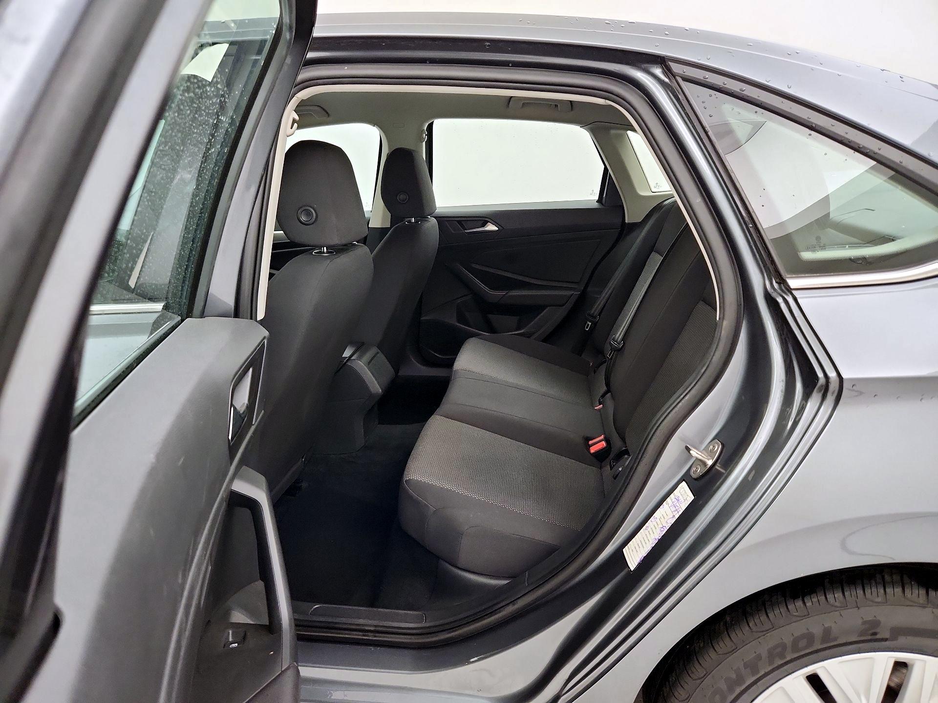 Thumbnail: 2019 Volkswagen Jetta - 19