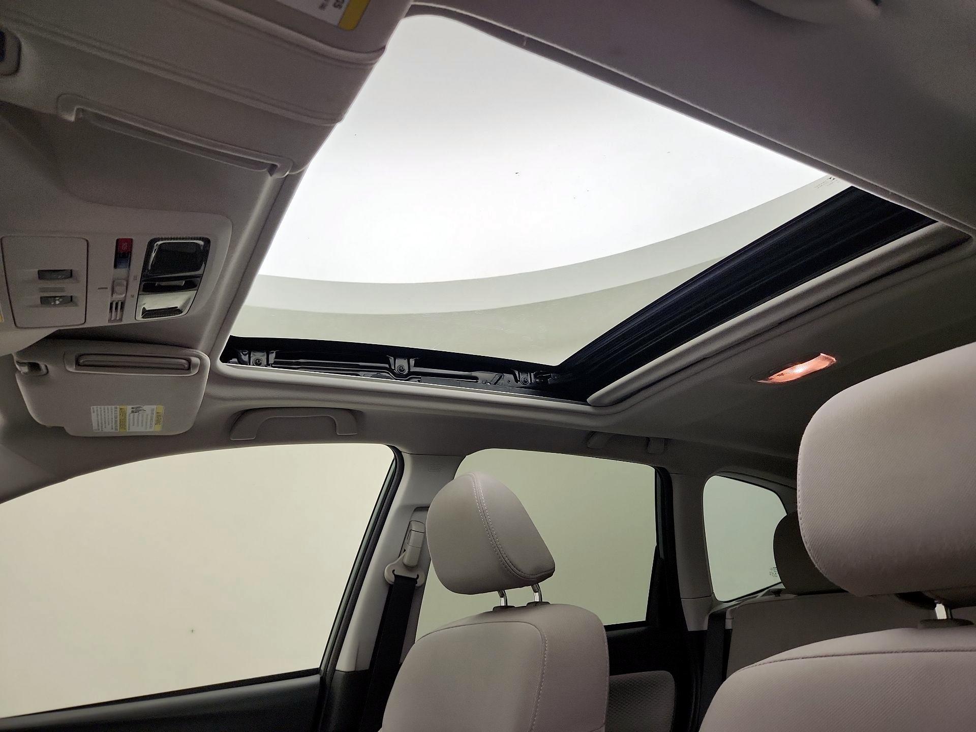 Thumbnail: 2017 Subaru Forester - 19