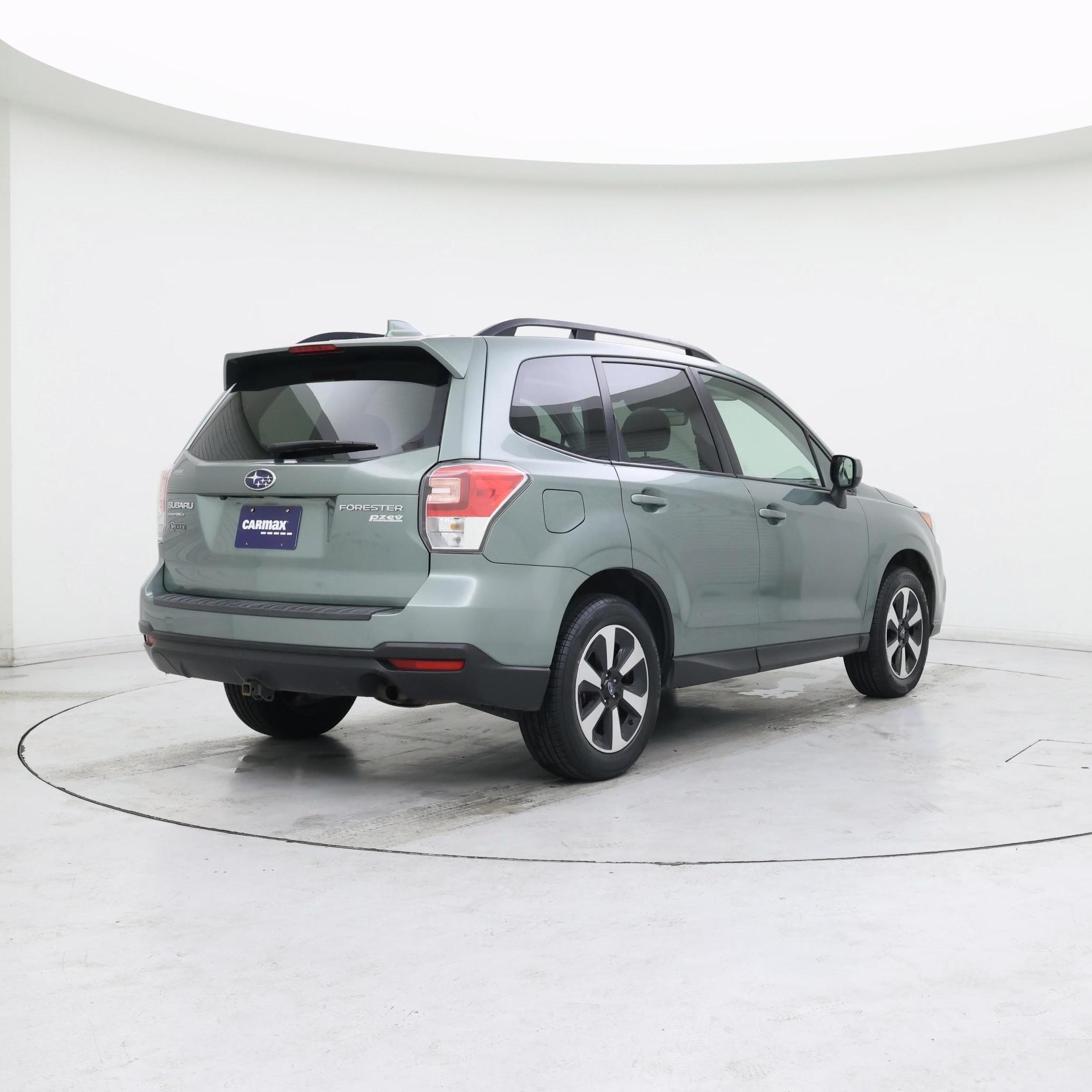 Thumbnail: 2017 Subaru Forester - 8