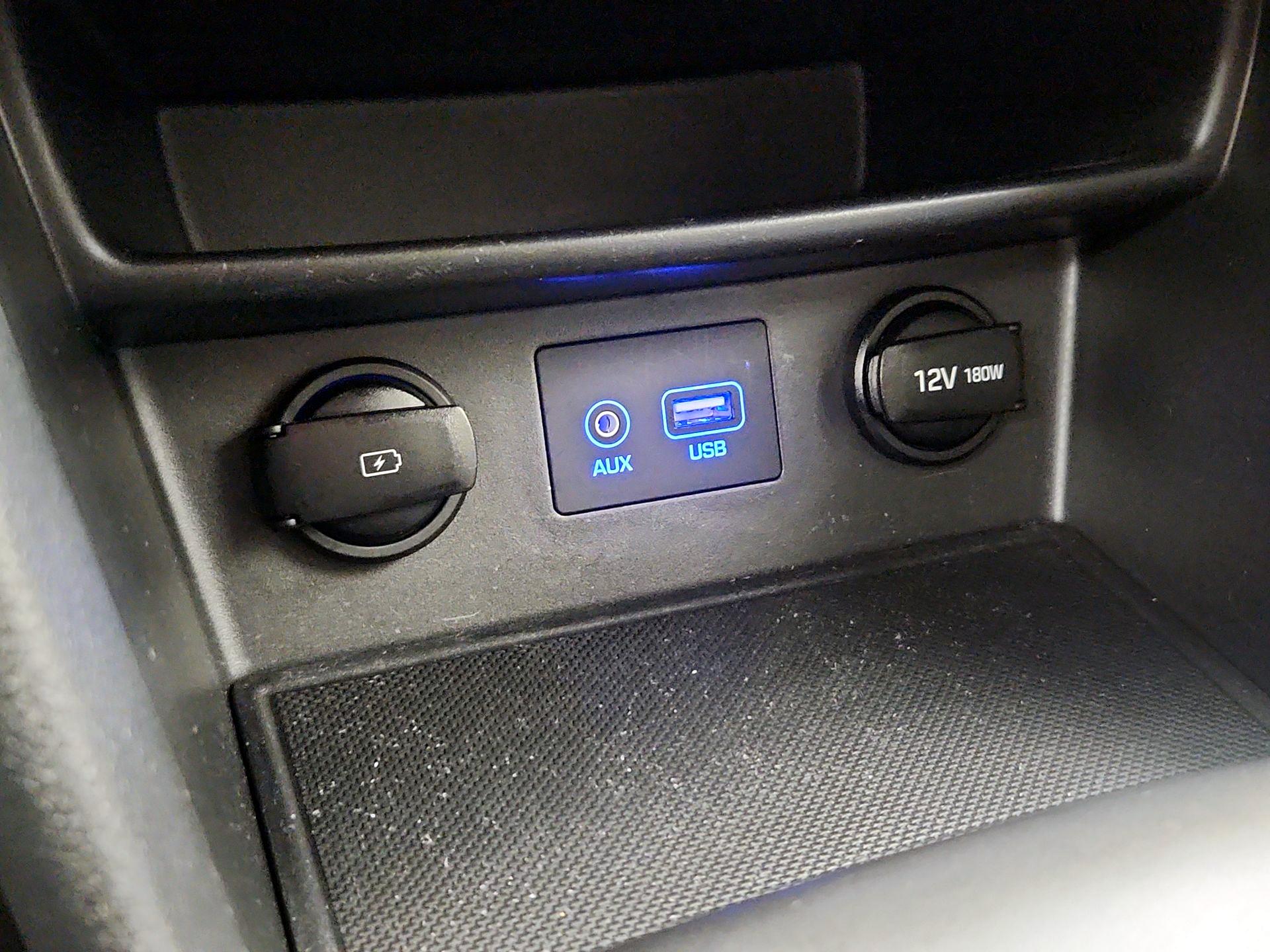 Thumbnail: 2019 Hyundai Kona - 18