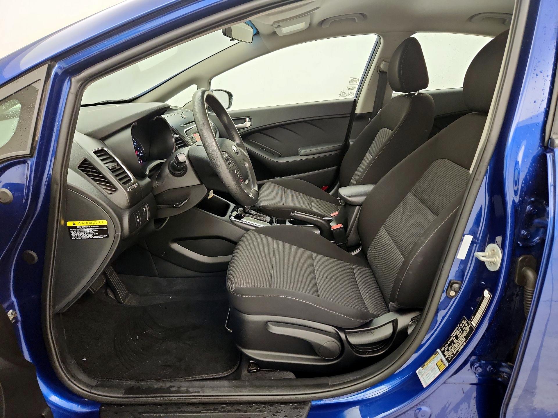 Thumbnail: 2018 Kia Forte - 11