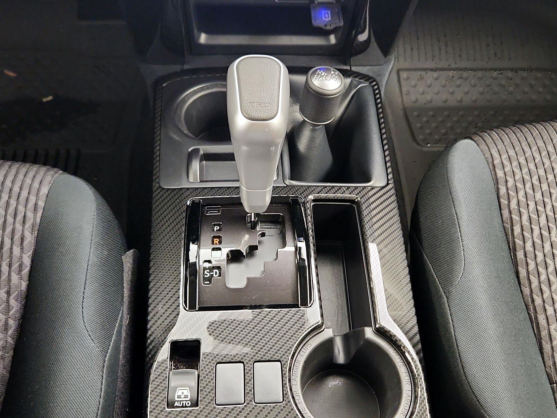 Thumbnail: 2024 Toyota 4Runner - 18