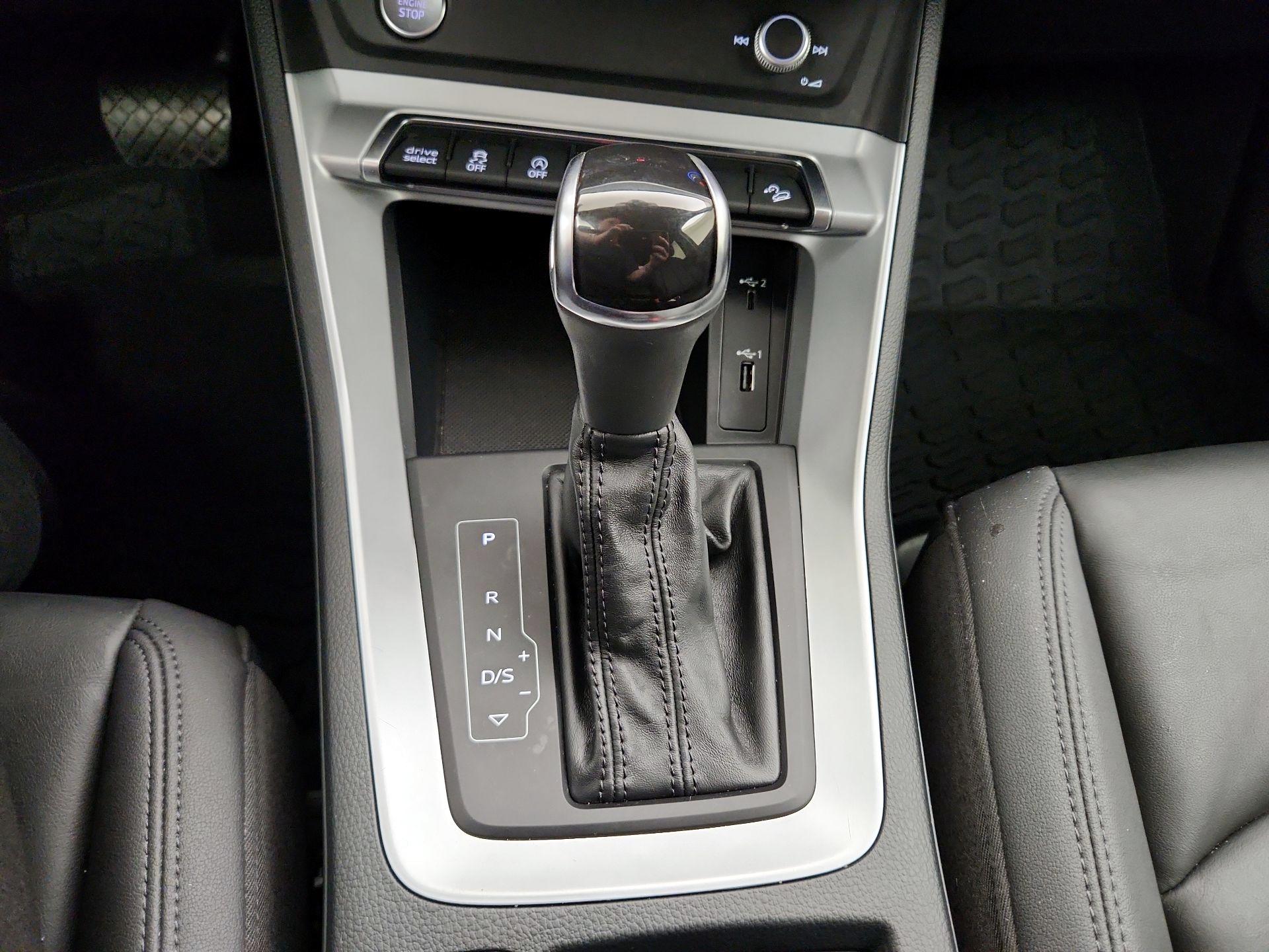 Thumbnail: 2020 Audi Q3 - 17