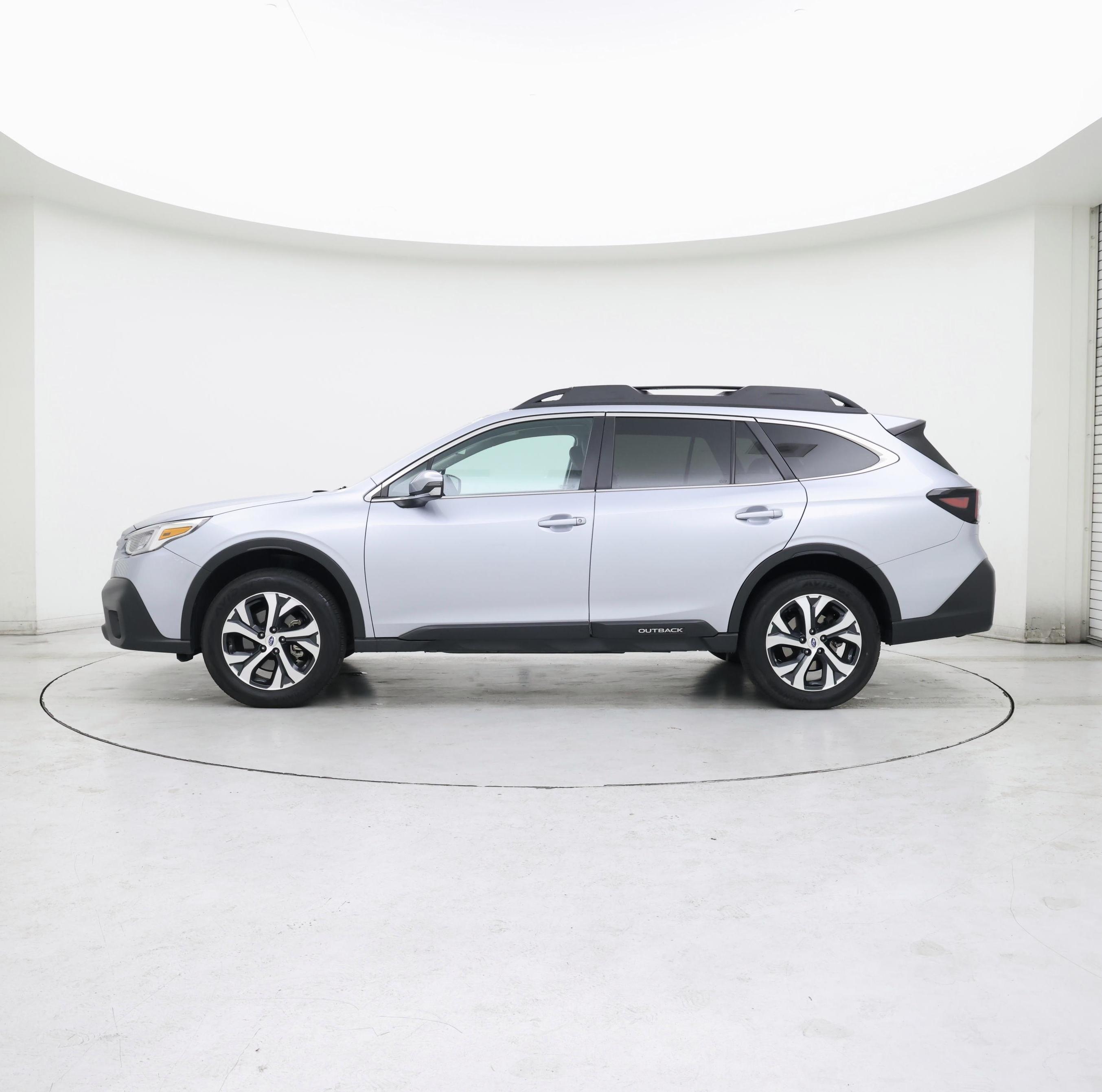 Thumbnail: 2022 Subaru Outback - 3