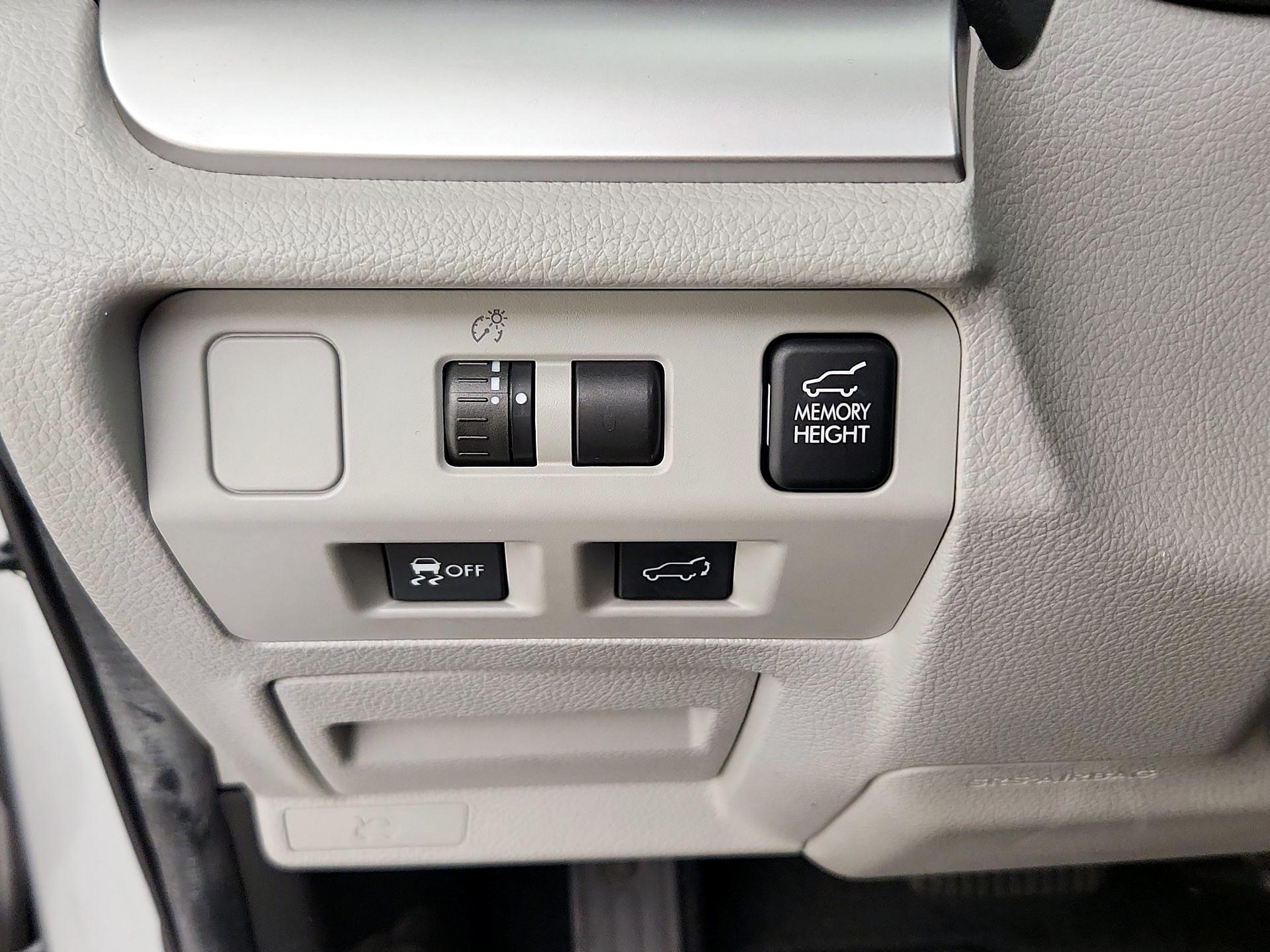 Thumbnail: 2014 Subaru Forester - 13