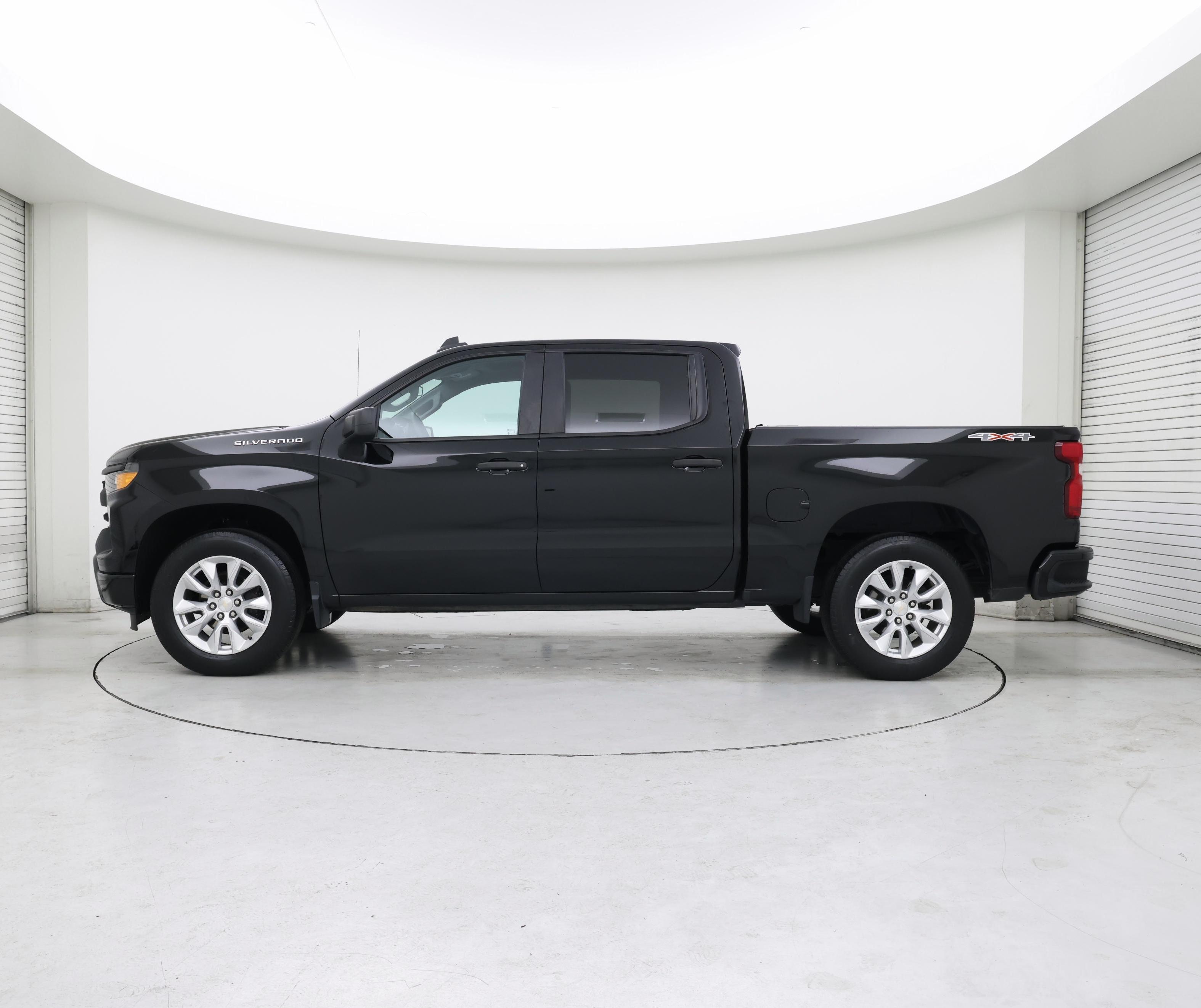 Thumbnail: 2022 Chevrolet Silverado 1500 - 3