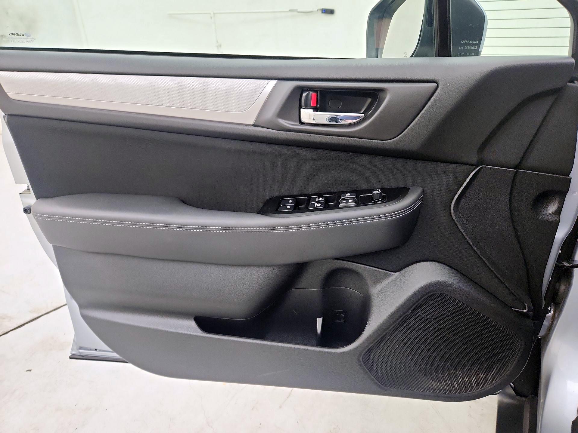 Thumbnail: 2018 Subaru Outback - 12
