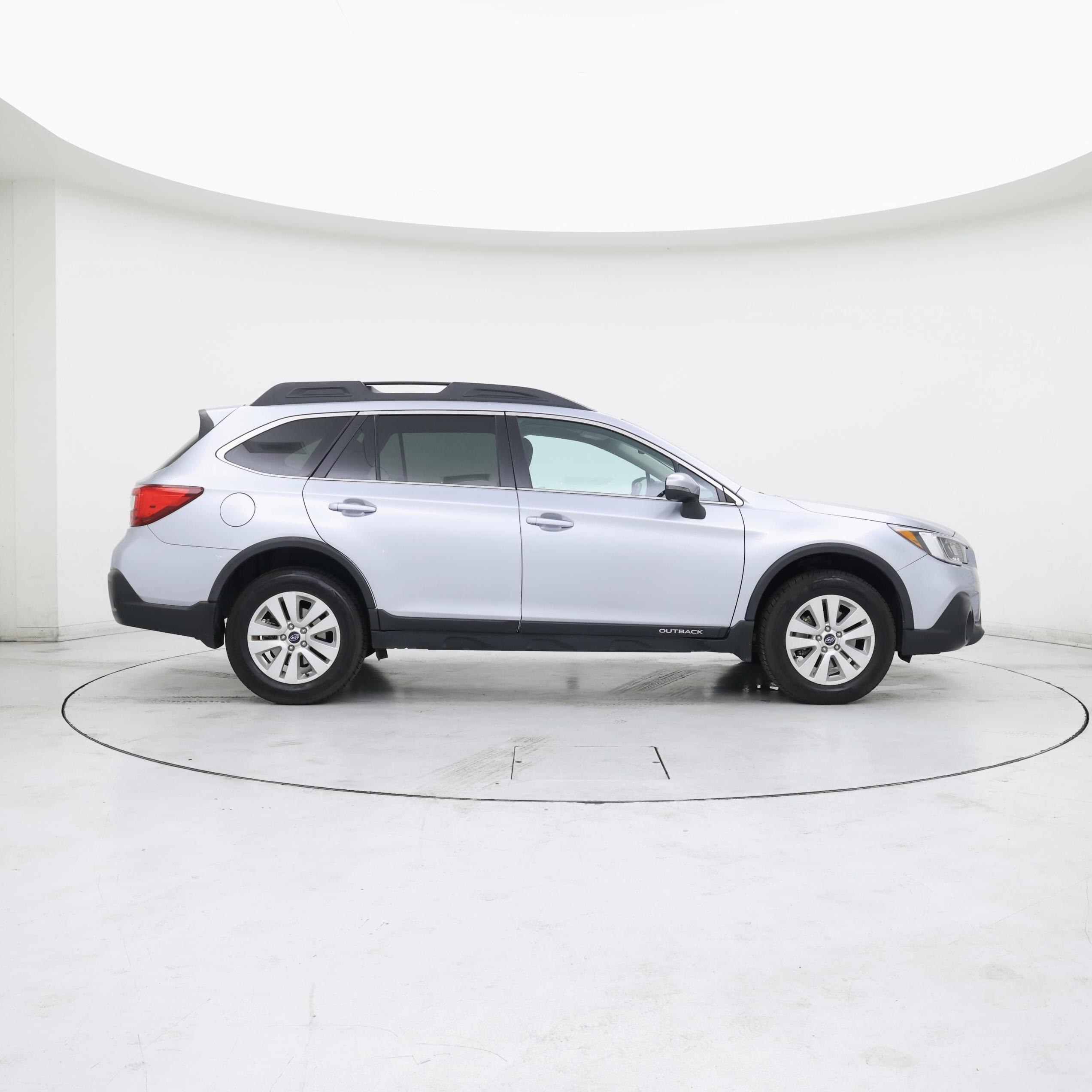 Thumbnail: 2018 Subaru Outback - 7