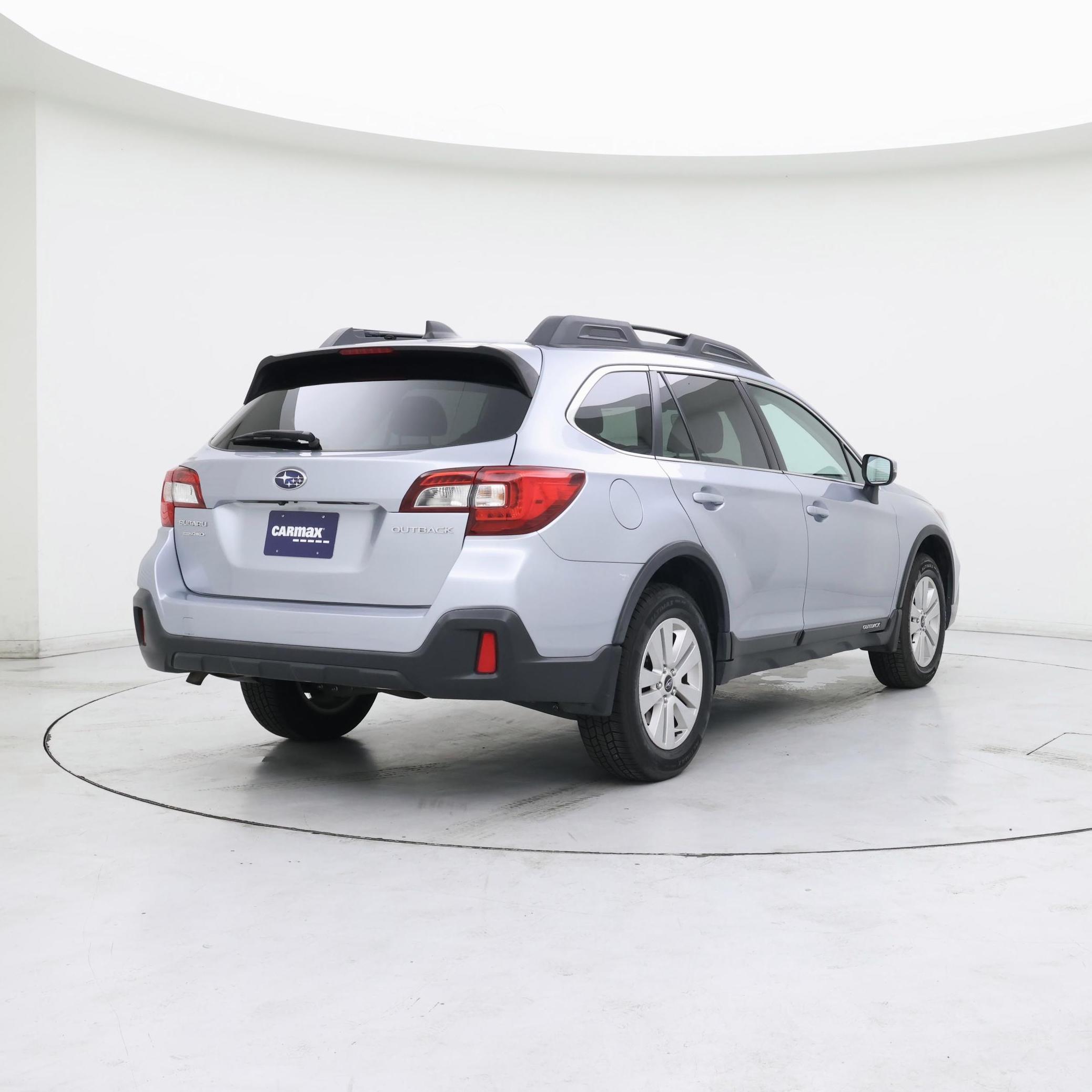 Thumbnail: 2018 Subaru Outback - 8