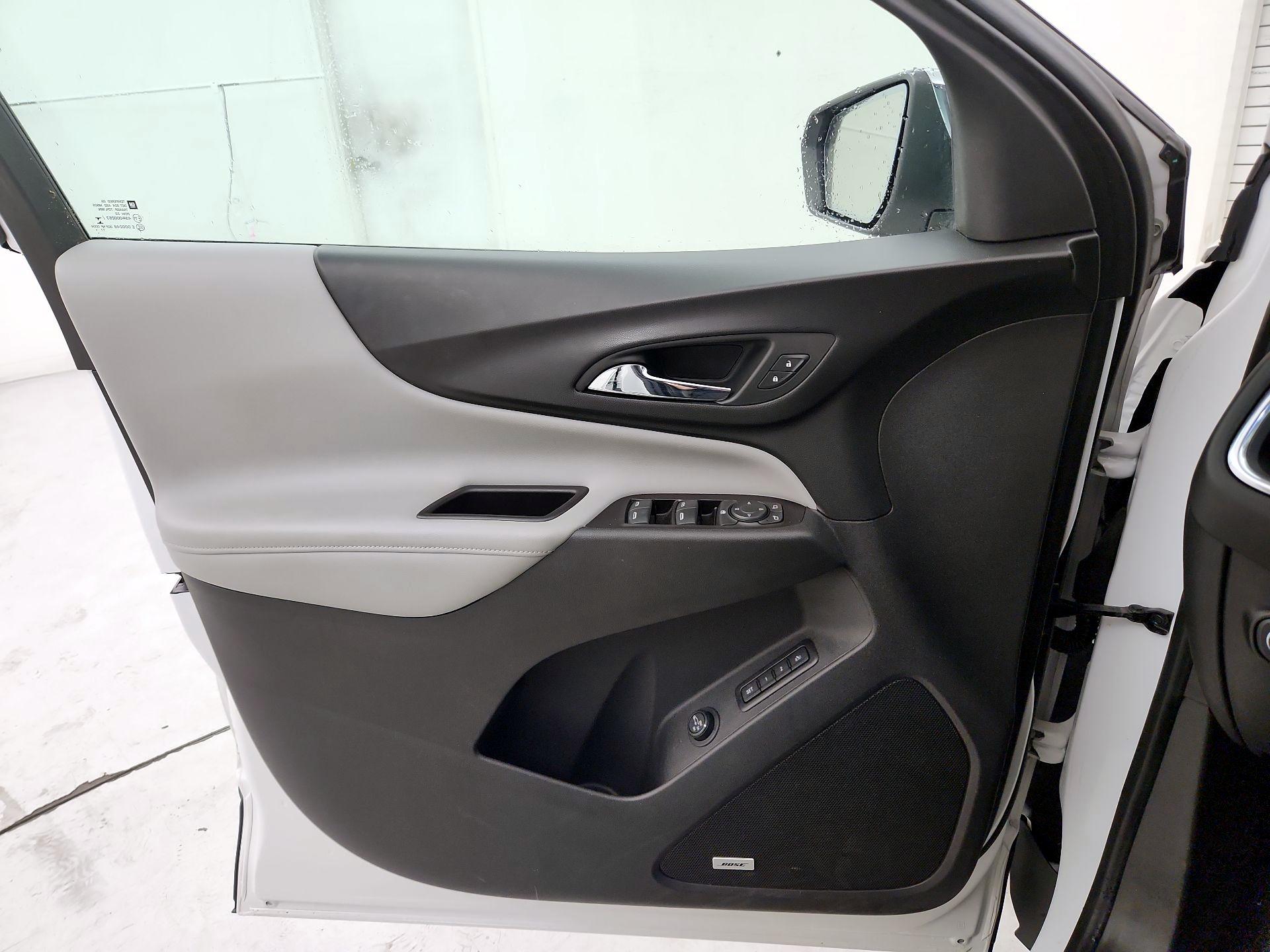 Thumbnail: 2018 Chevrolet Equinox - 12