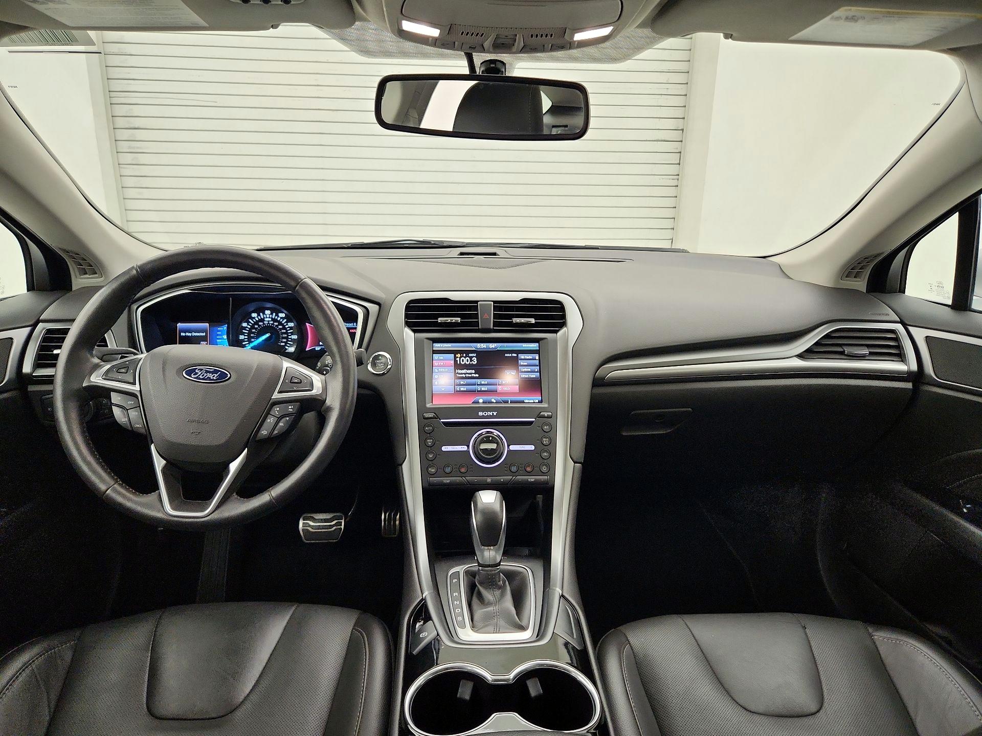 Thumbnail: 2016 Ford Fusion - 9