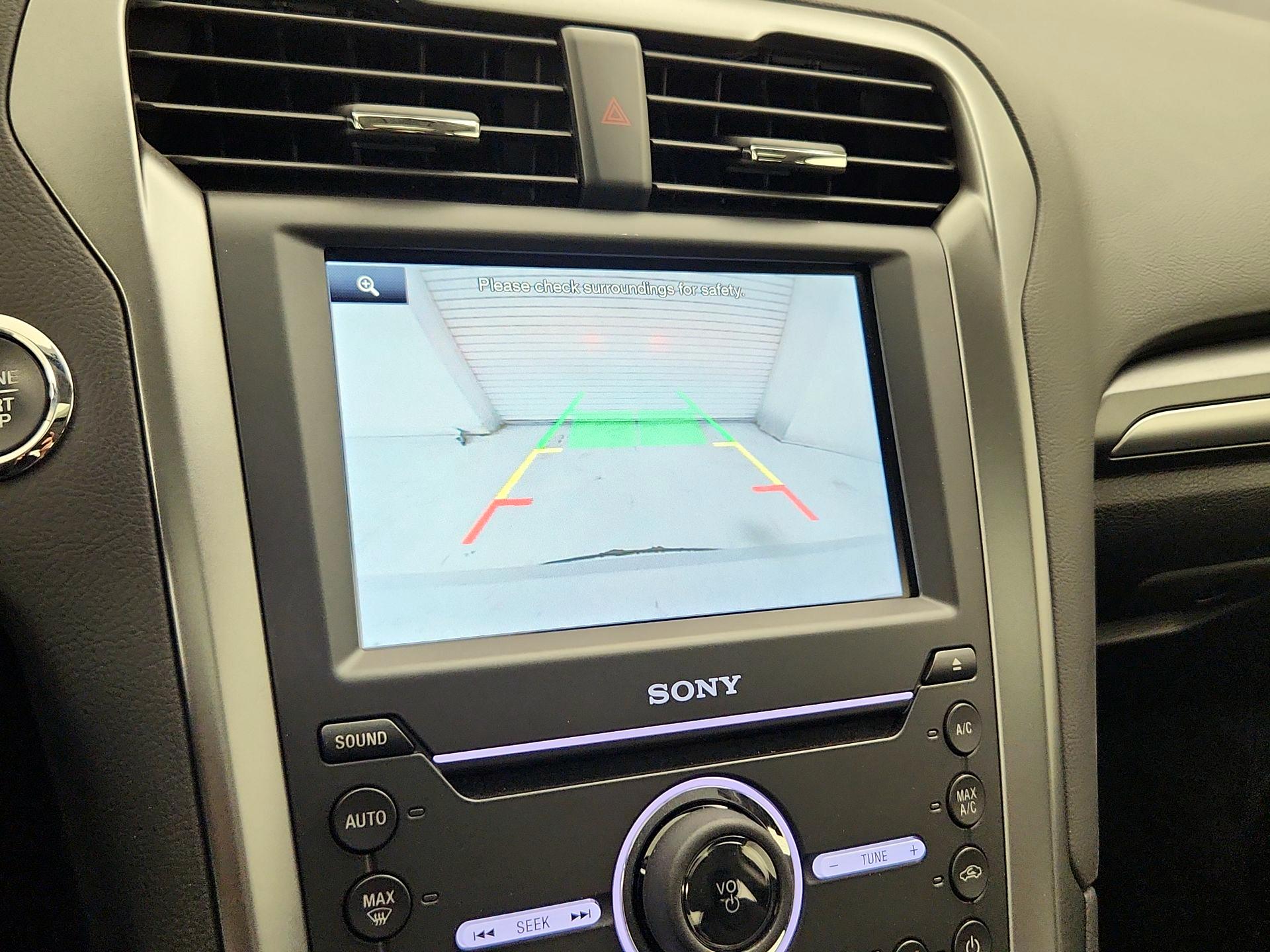 Thumbnail: 2016 Ford Fusion - 14