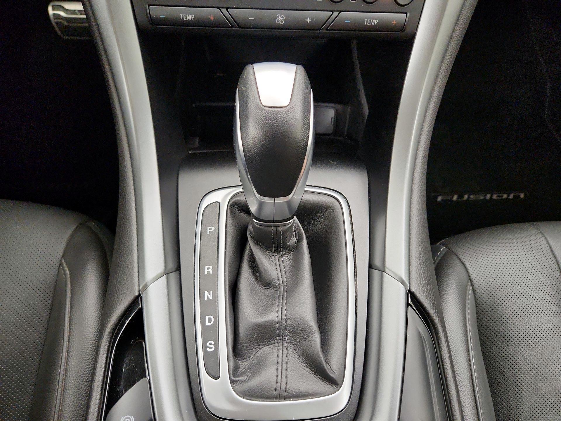 Thumbnail: 2016 Ford Fusion - 17