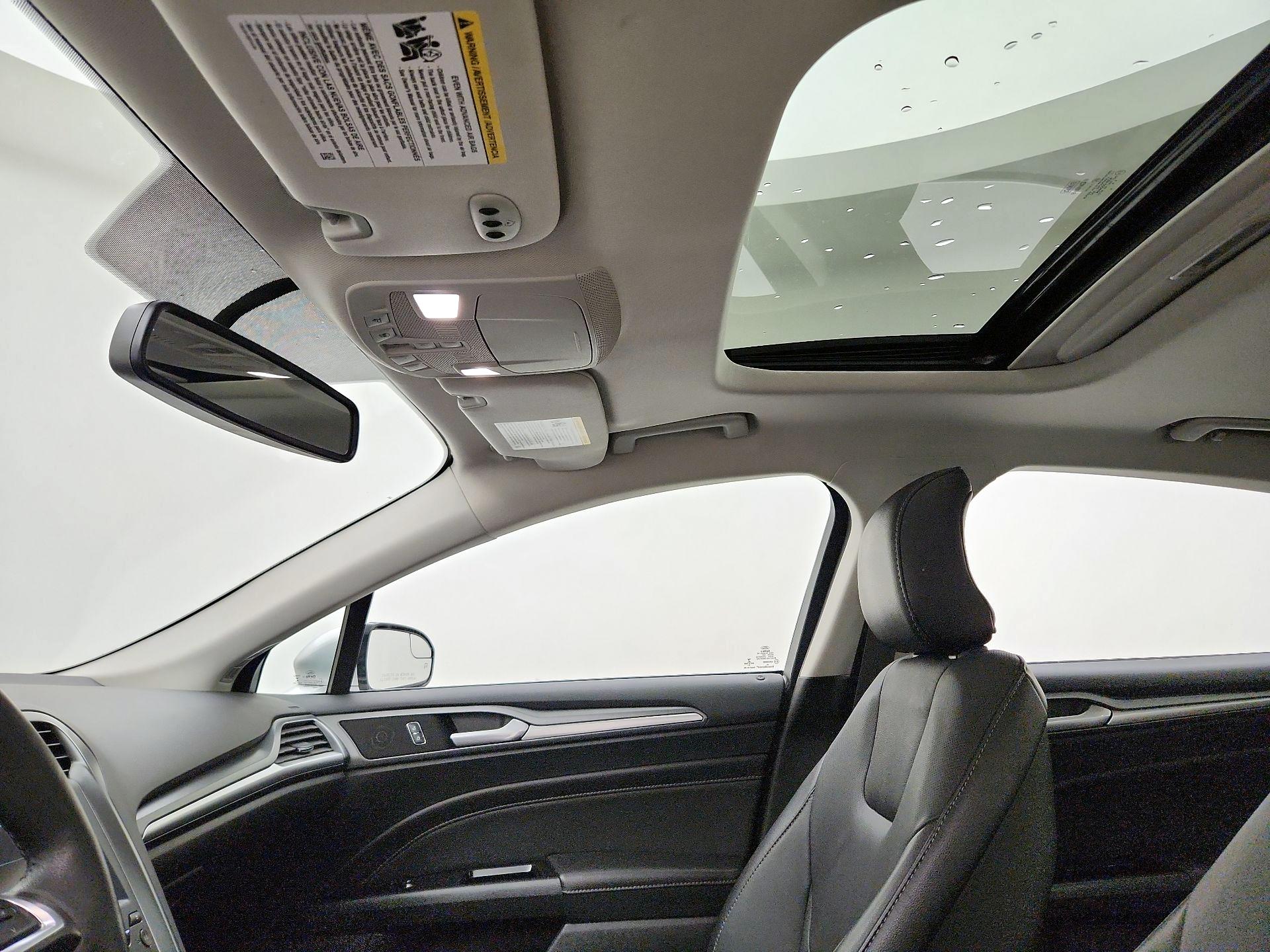 Thumbnail: 2016 Ford Fusion - 19