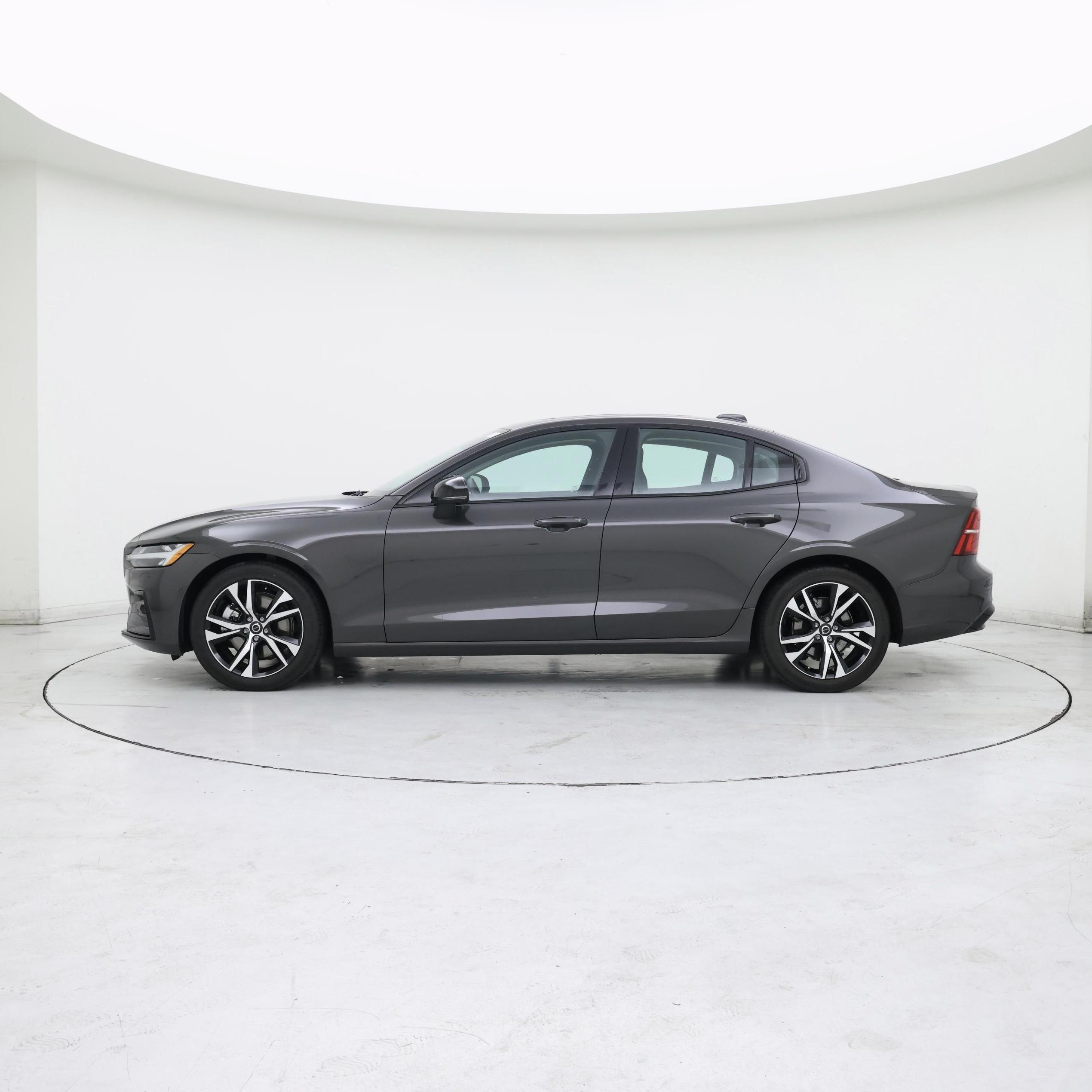 Thumbnail: 2025 Volvo S60 - 3