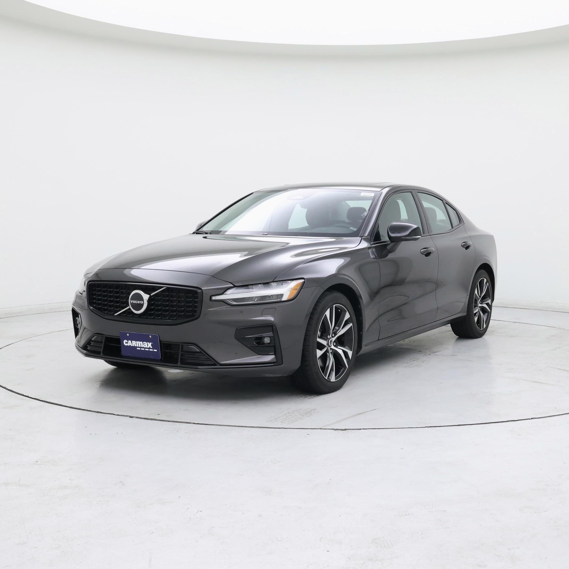 Thumbnail: 2025 Volvo S60 - 4
