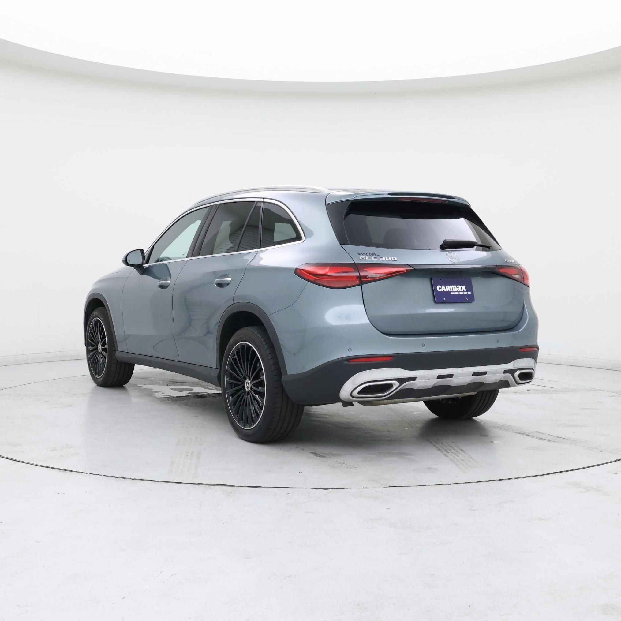 Thumbnail: 2025 Mercedes-Benz GLC - 2