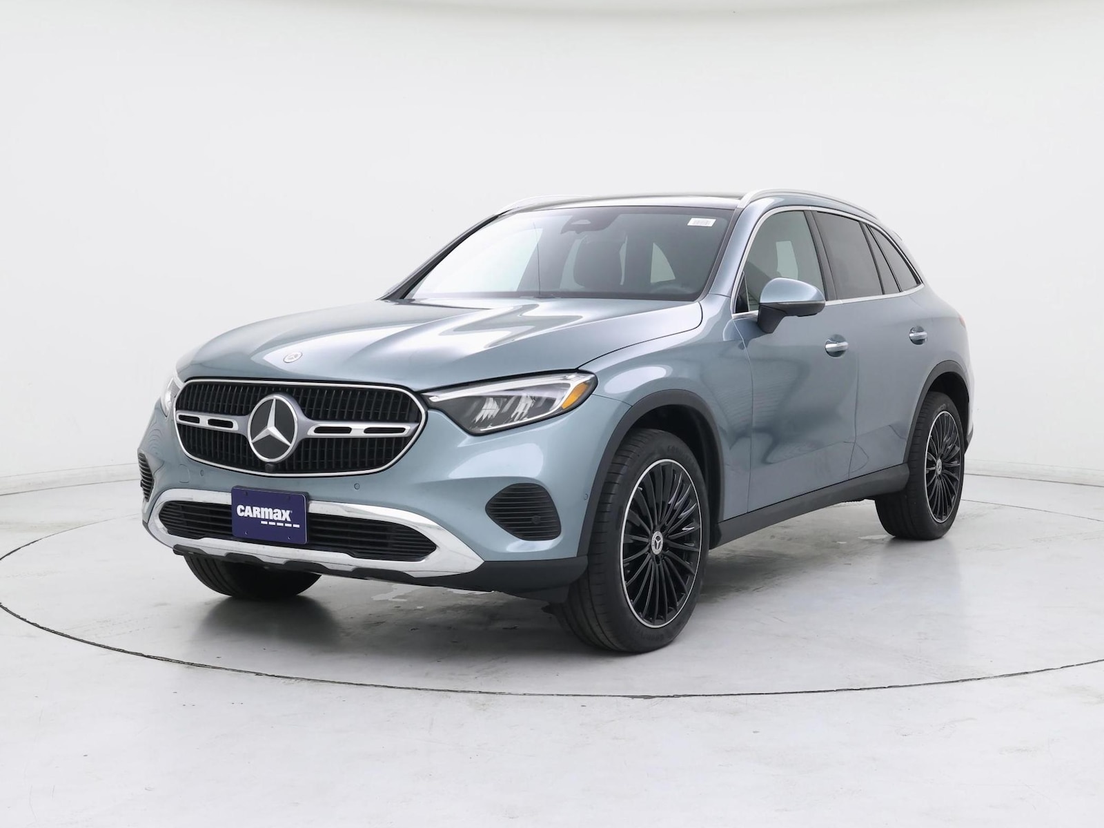 2025 Mercedes-Benz GLC Base - Photo 5