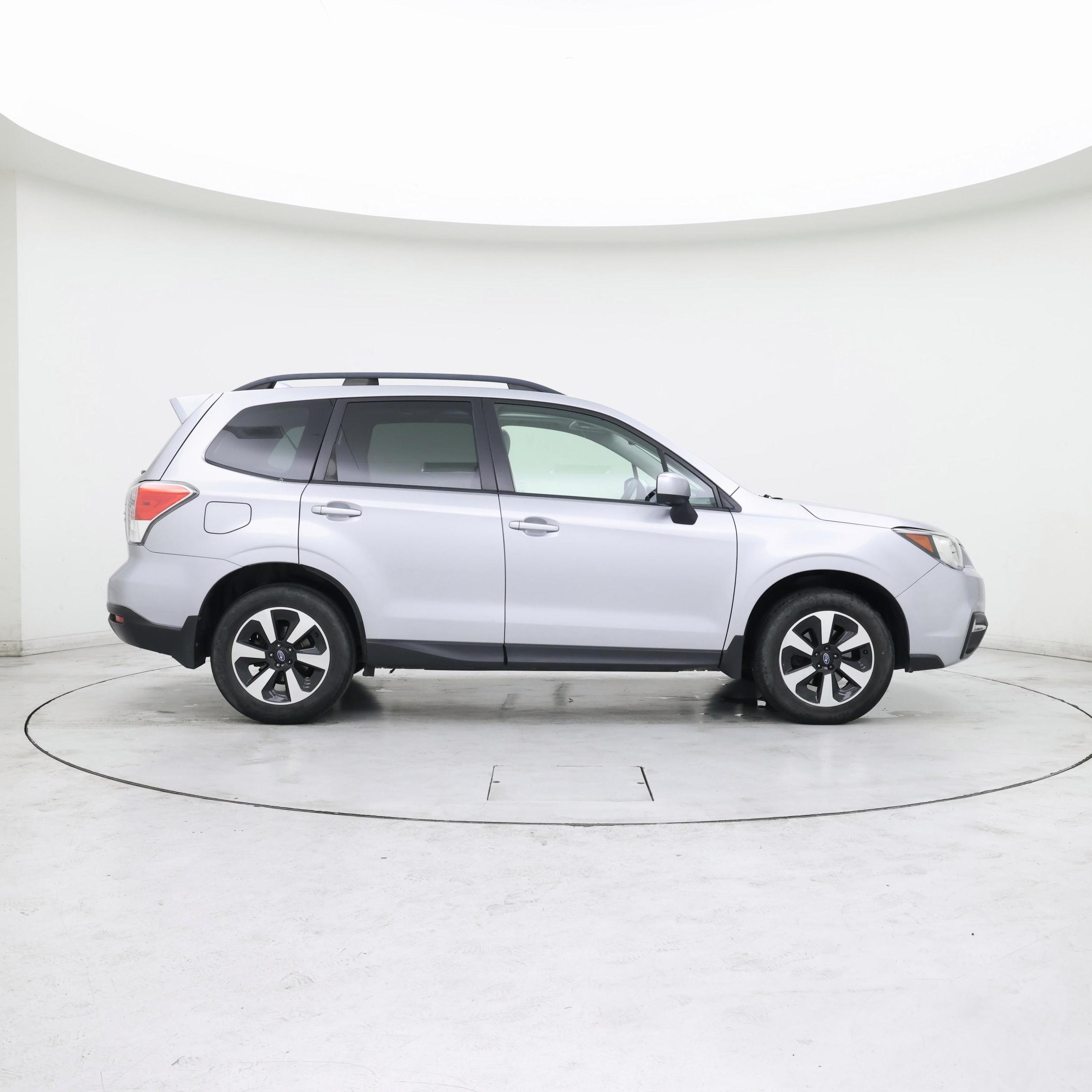 Thumbnail: 2017 Subaru Forester - 7