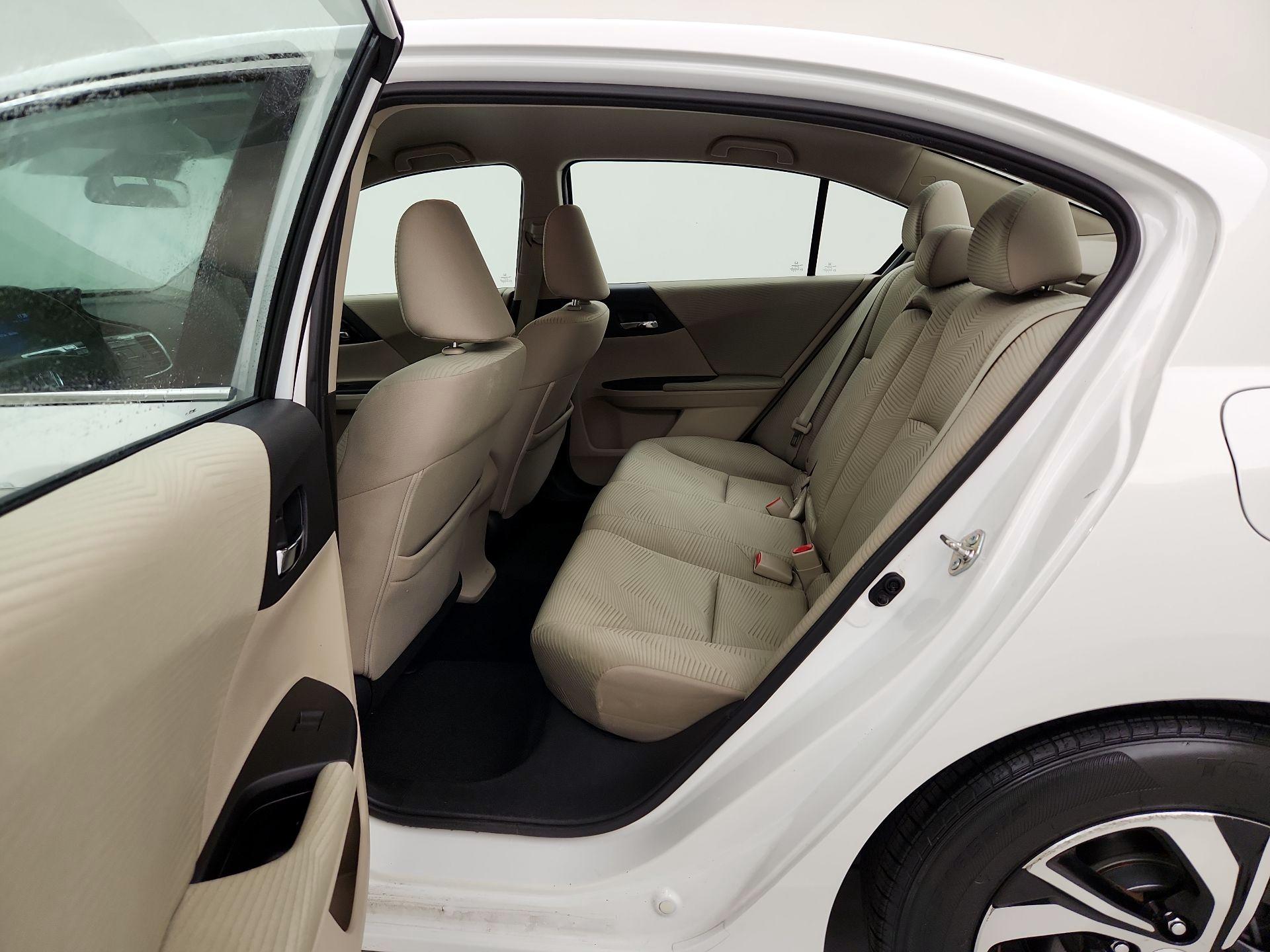 Thumbnail: 2016 Honda Accord - 19