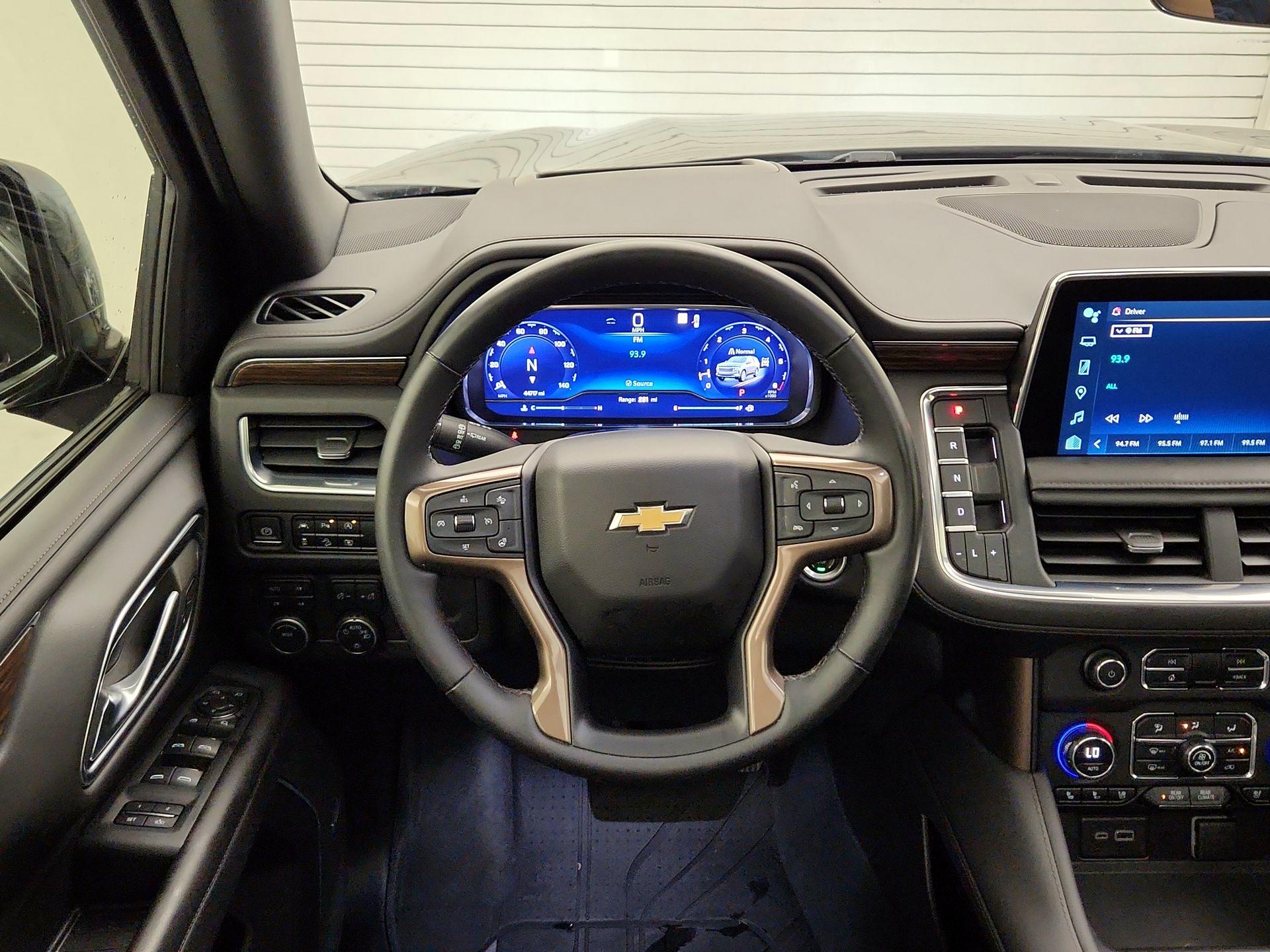 Thumbnail: 2023 Chevrolet Tahoe - 10