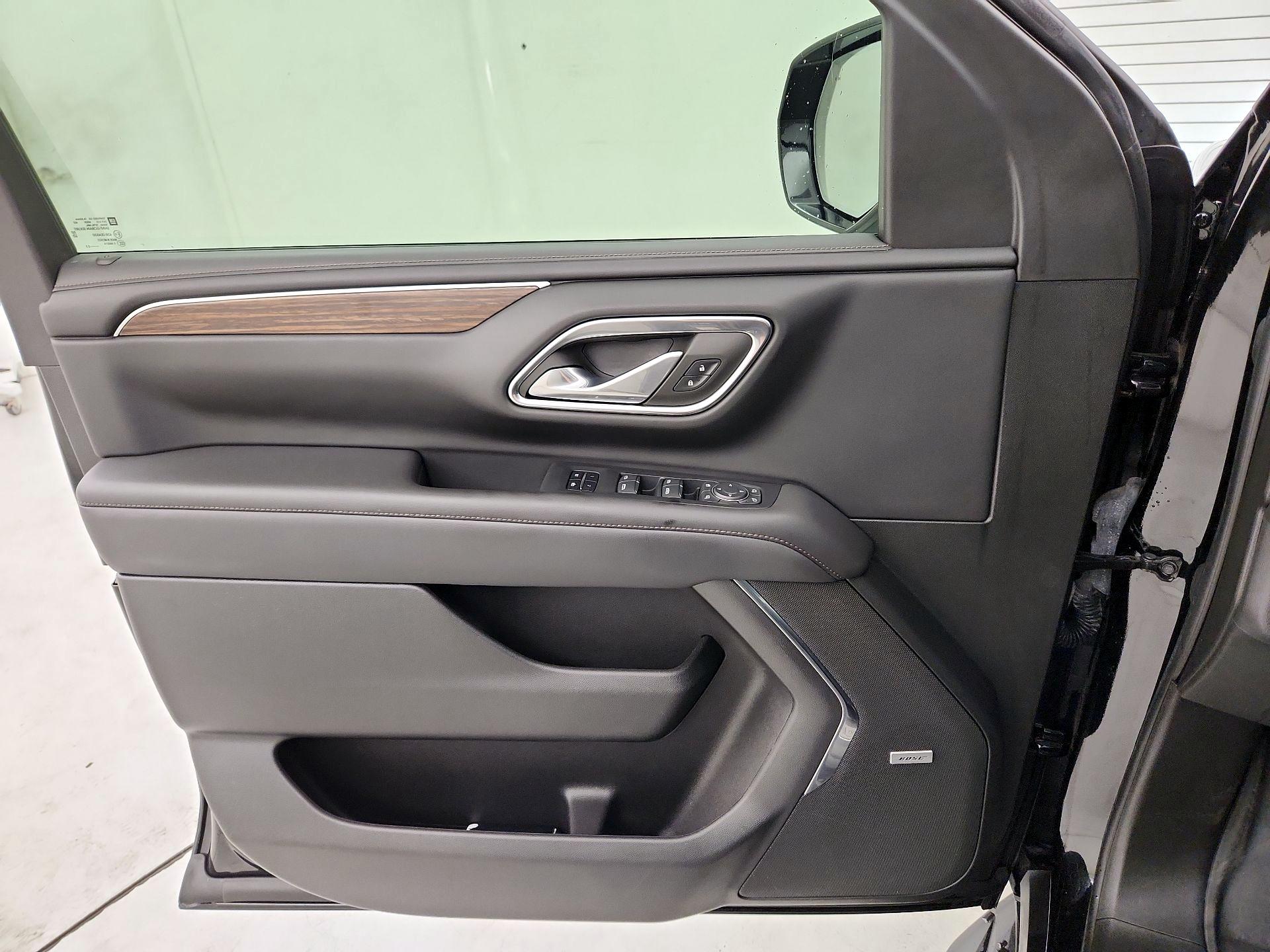 Thumbnail: 2023 Chevrolet Tahoe - 12