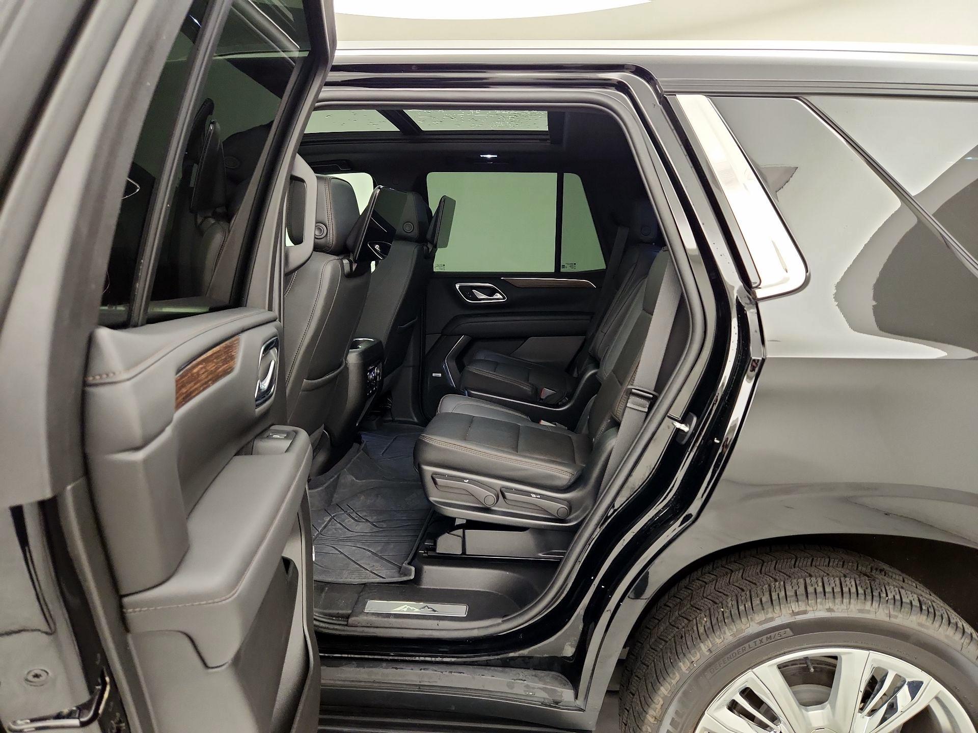 Thumbnail: 2023 Chevrolet Tahoe - 20