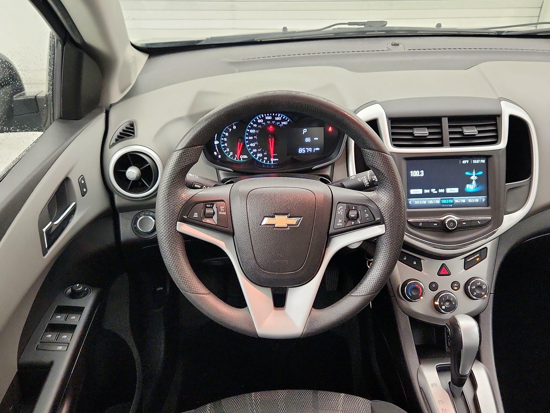 Thumbnail: 2017 Chevrolet Sonic - 10