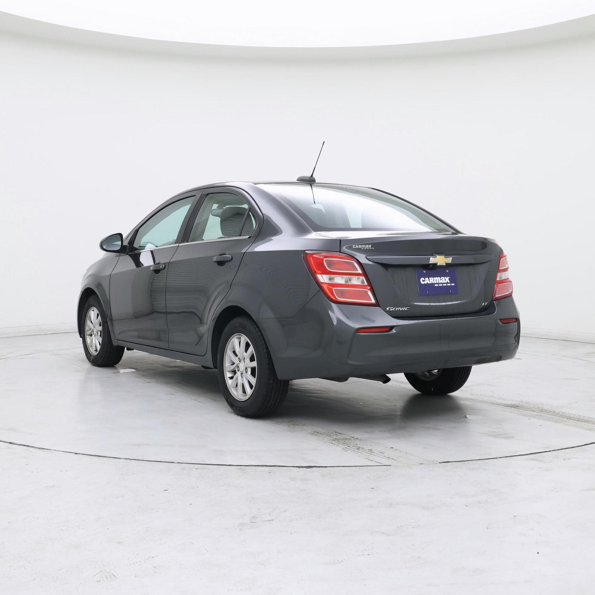 Thumbnail: 2017 Chevrolet Sonic - 2