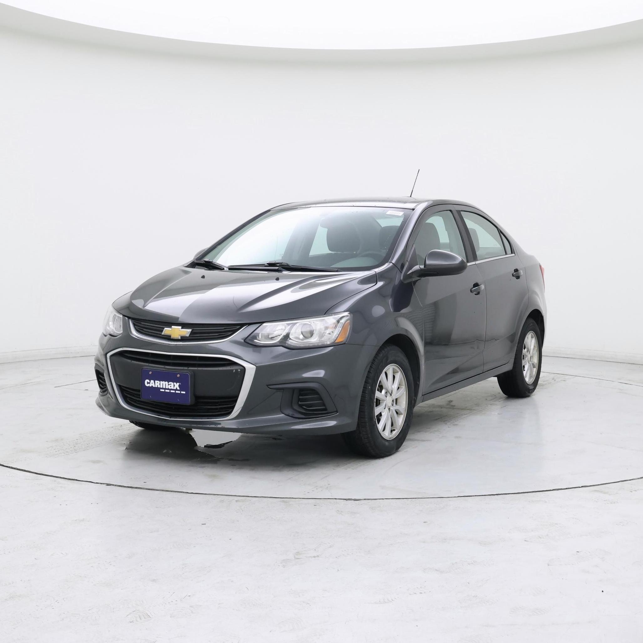 Thumbnail: 2017 Chevrolet Sonic - 4