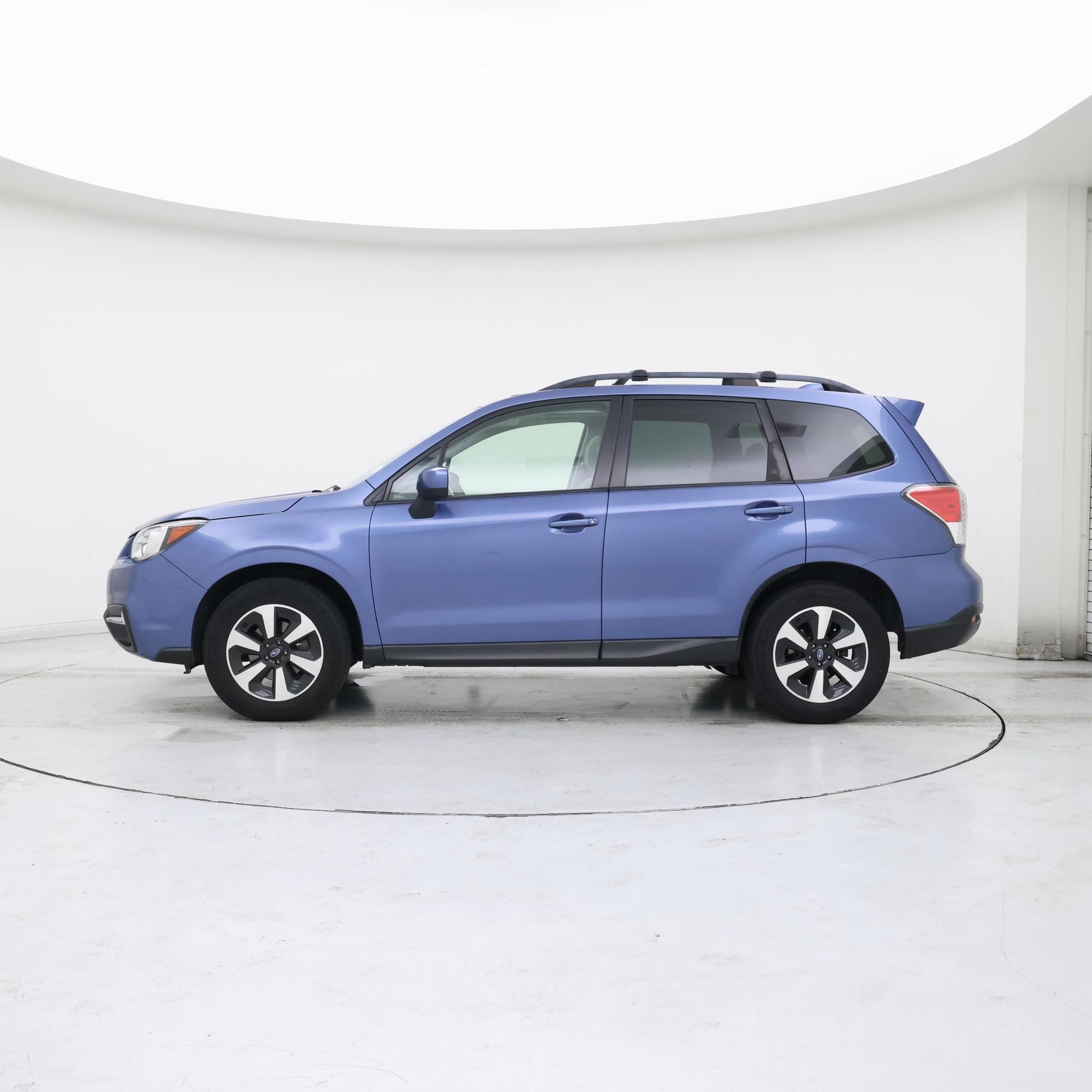 Thumbnail: 2017 Subaru Forester - 3
