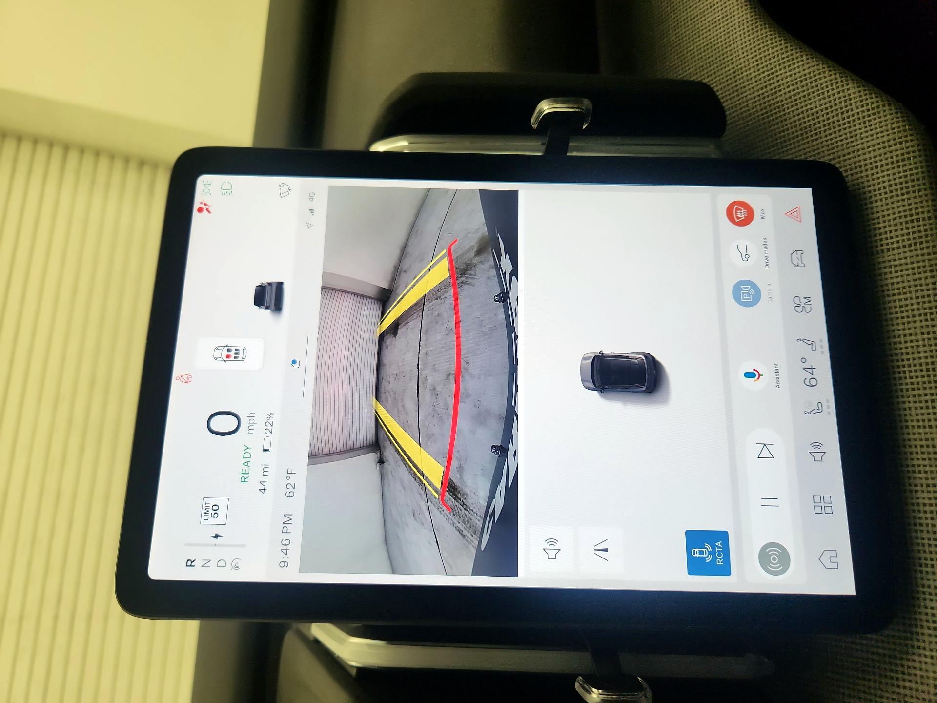 Thumbnail: 2025 Volvo EX30 - 14