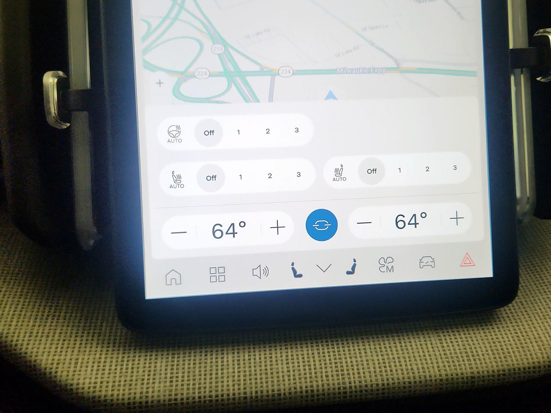 Thumbnail: 2025 Volvo EX30 - 16