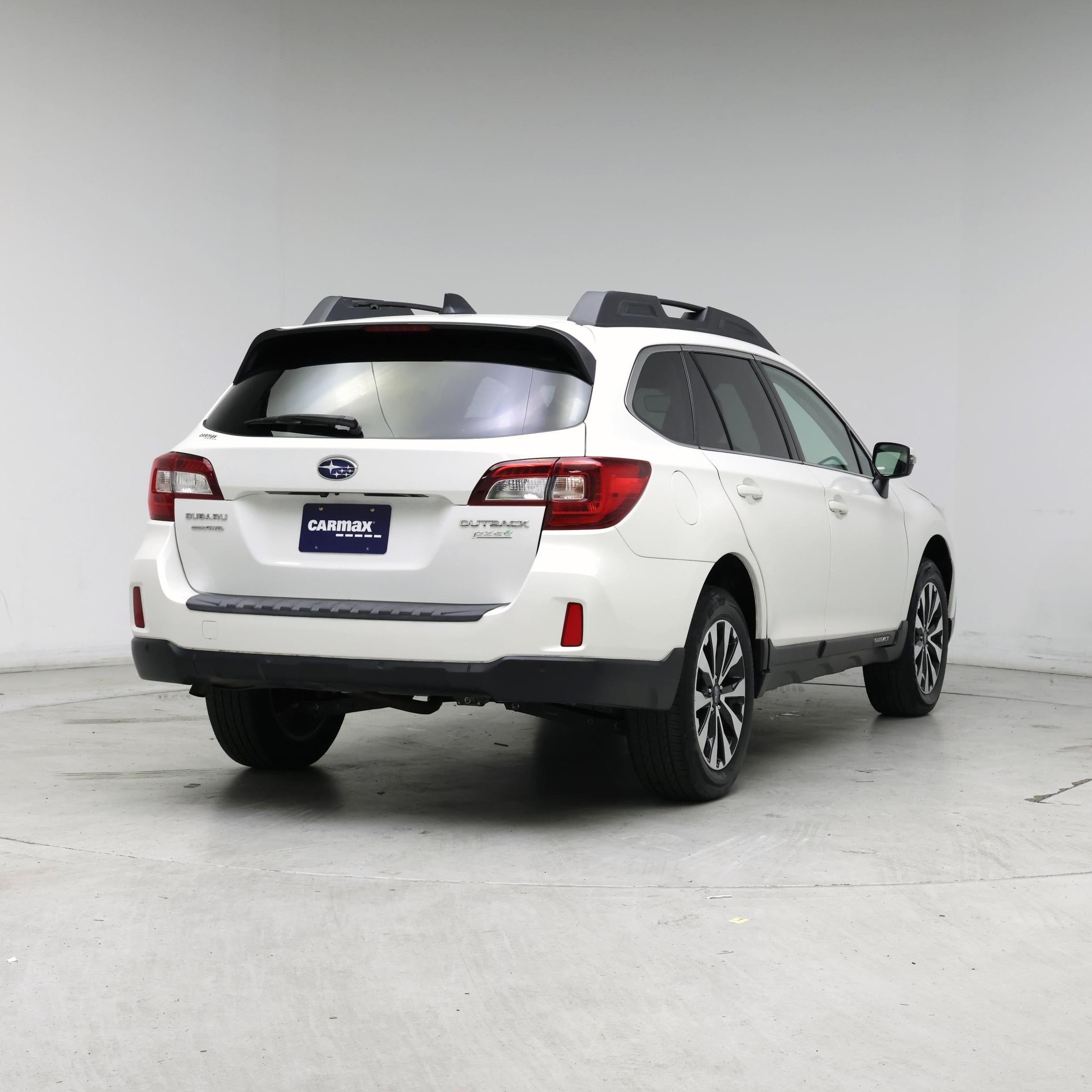 Thumbnail: 2017 Subaru Outback - 8