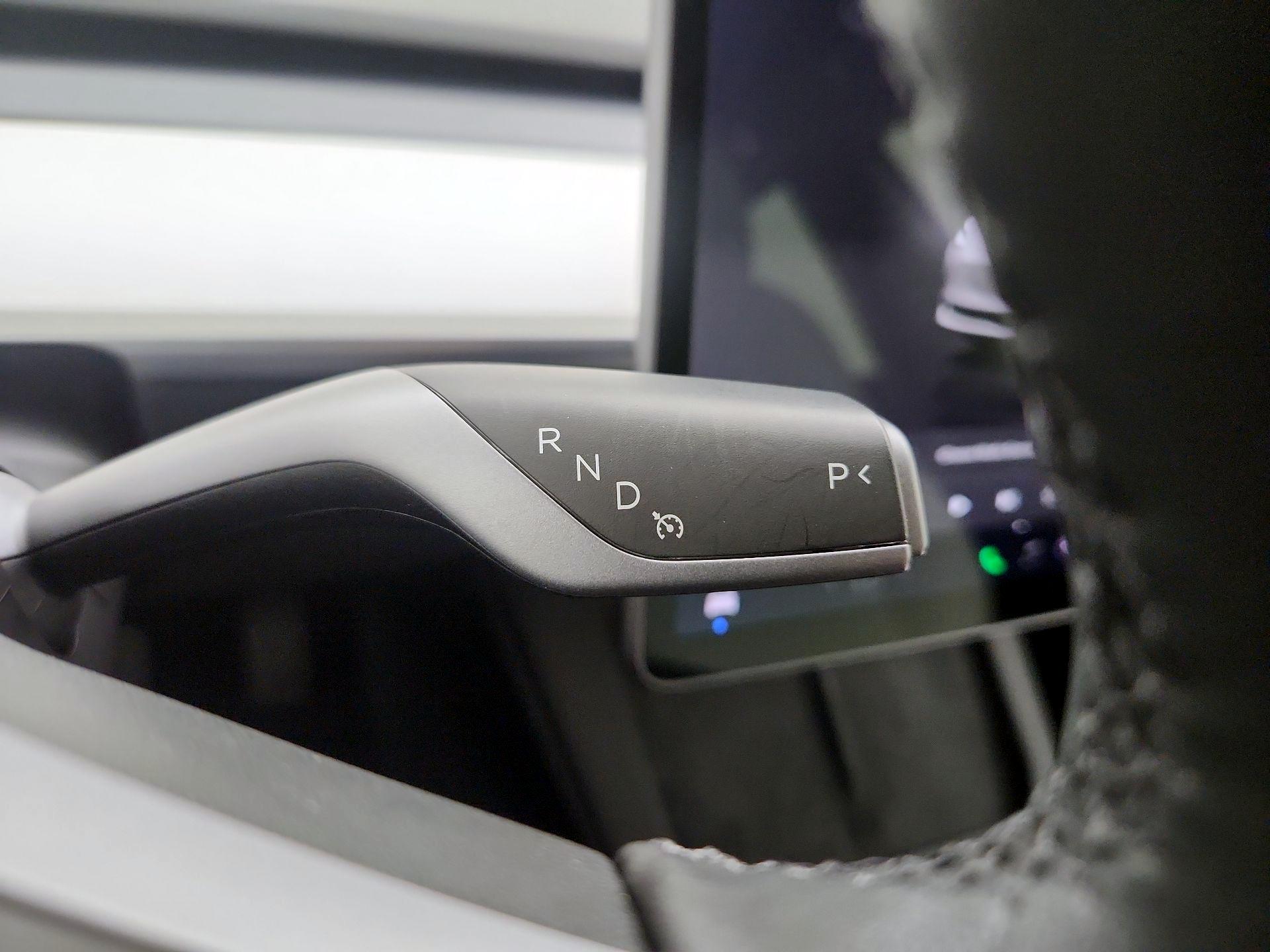 Thumbnail: 2023 Tesla Model 3 - 17