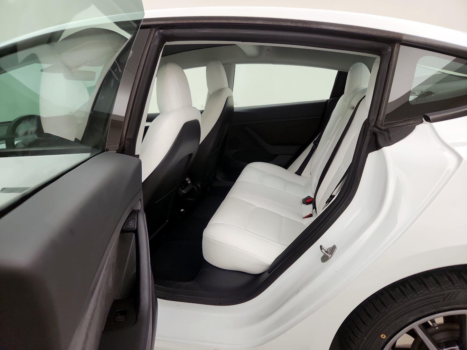 Thumbnail: 2023 Tesla Model 3 - 20