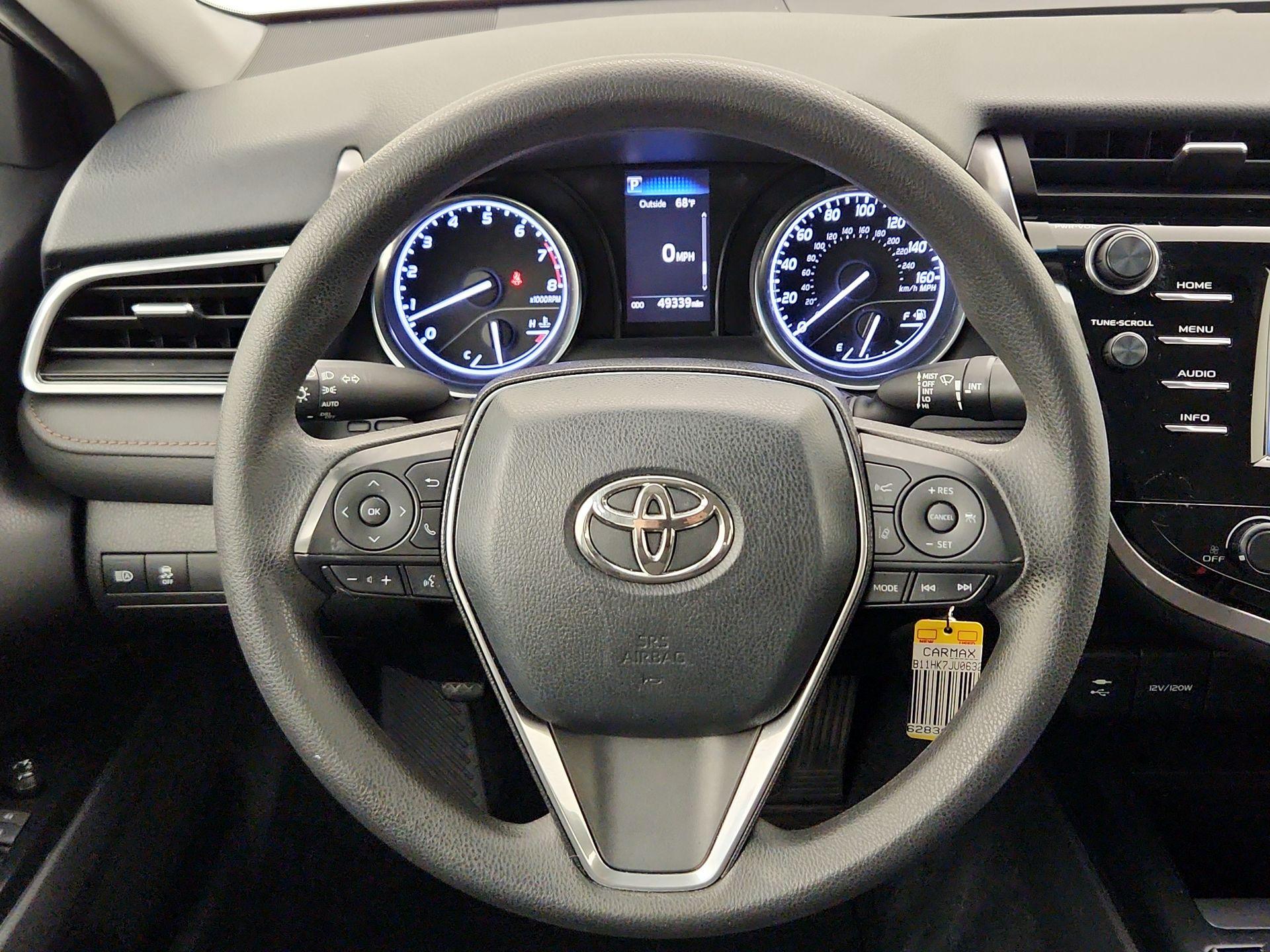 Thumbnail: 2018 Toyota Camry - 10