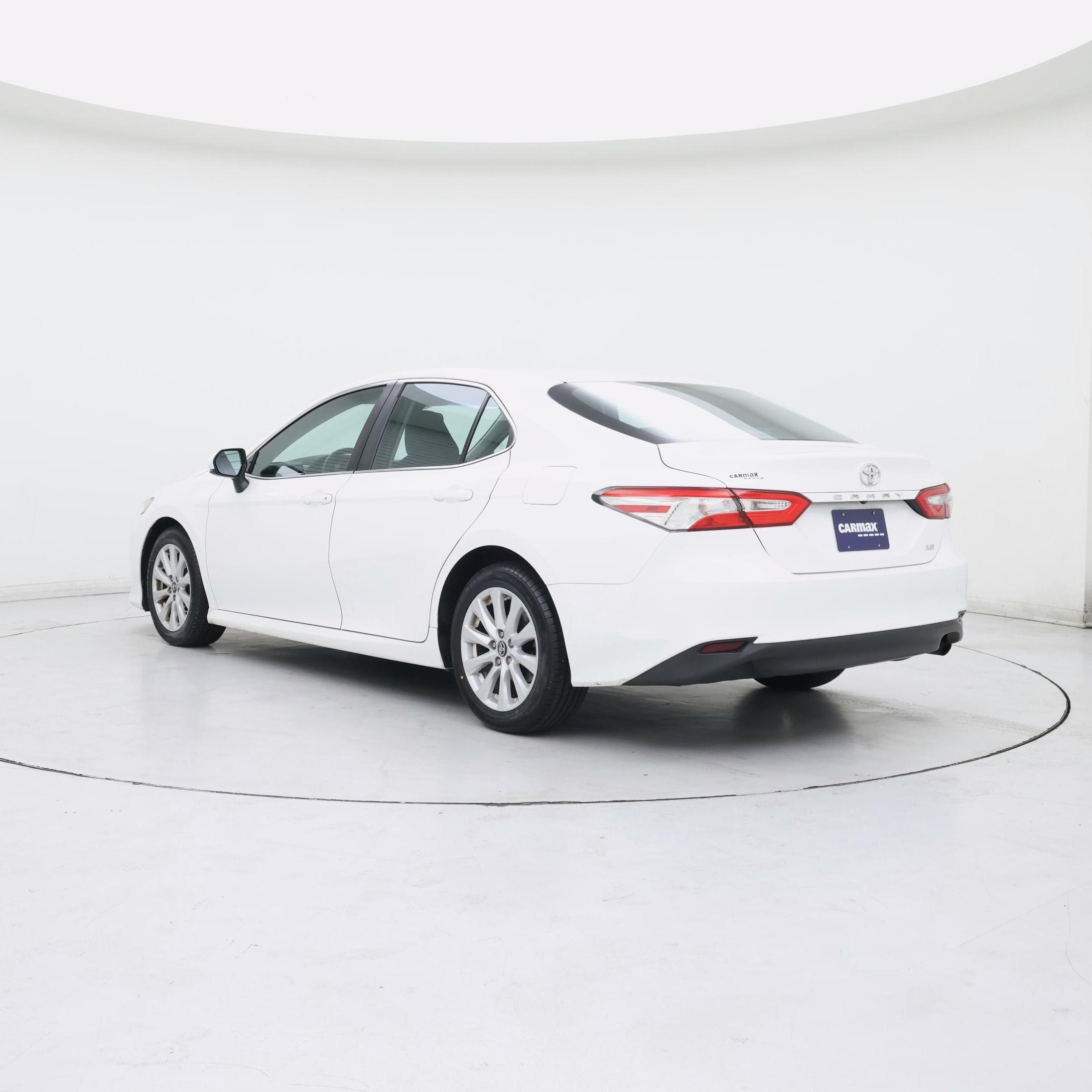 Thumbnail: 2018 Toyota Camry - 2