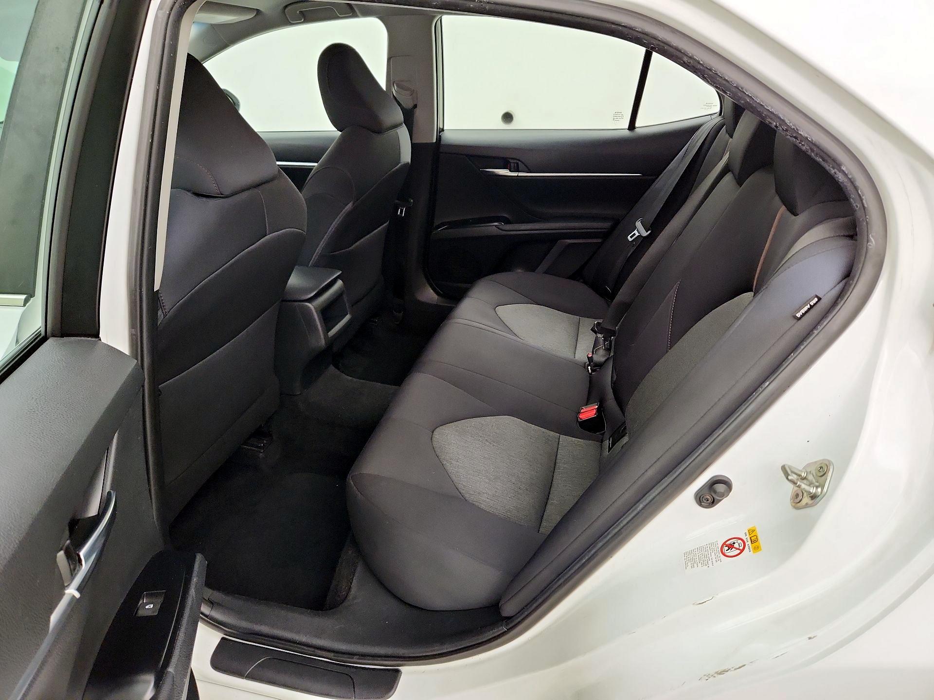 Thumbnail: 2018 Toyota Camry - 19