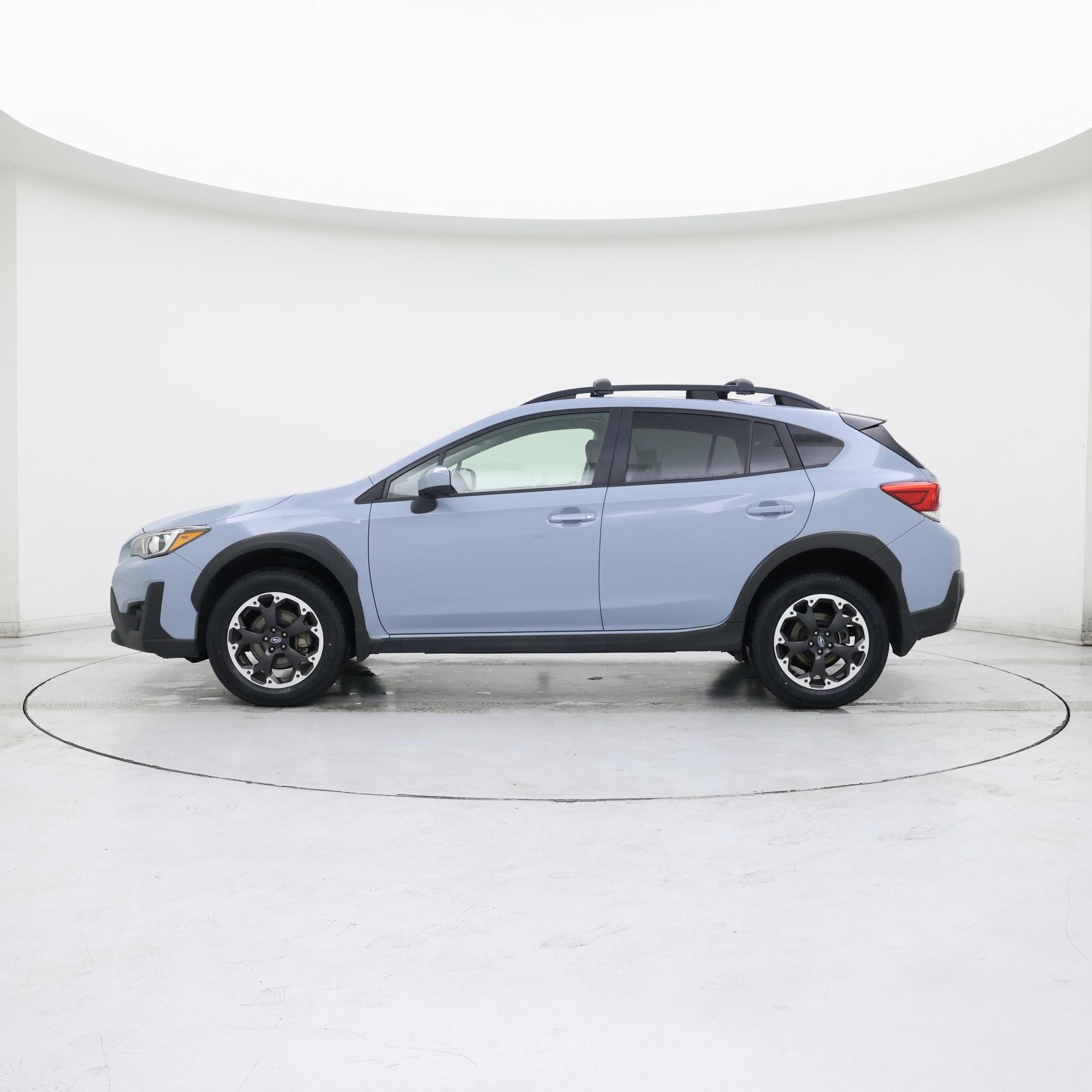 Thumbnail: 2022 Subaru Crosstrek - 3